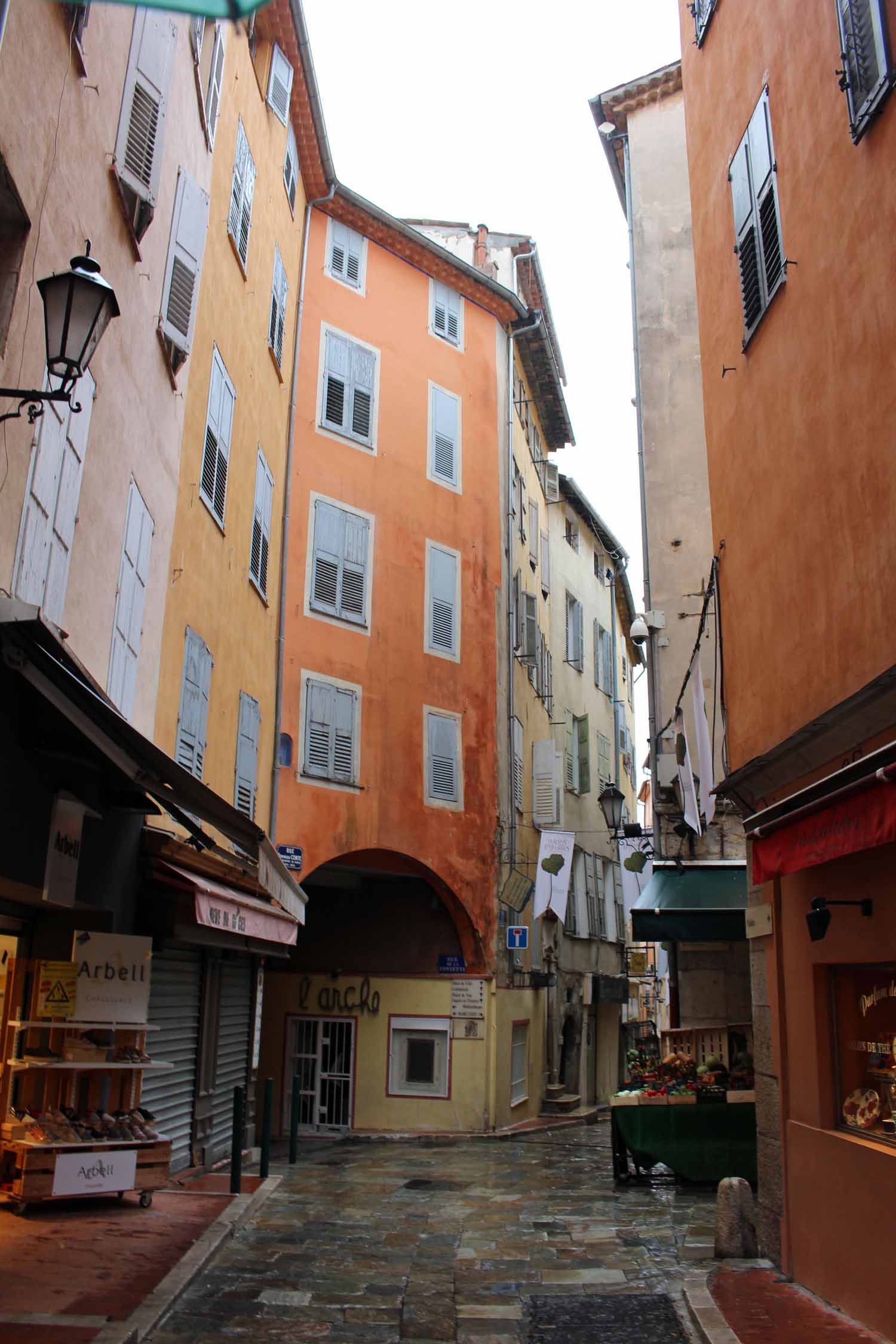 Grasse, ruelle typique