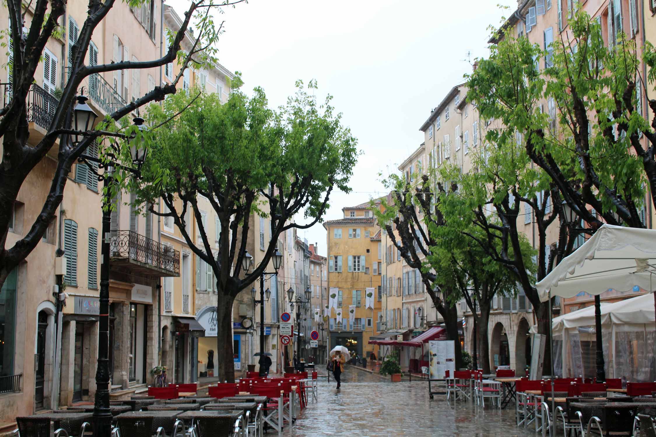 Grasse, place aux Aires