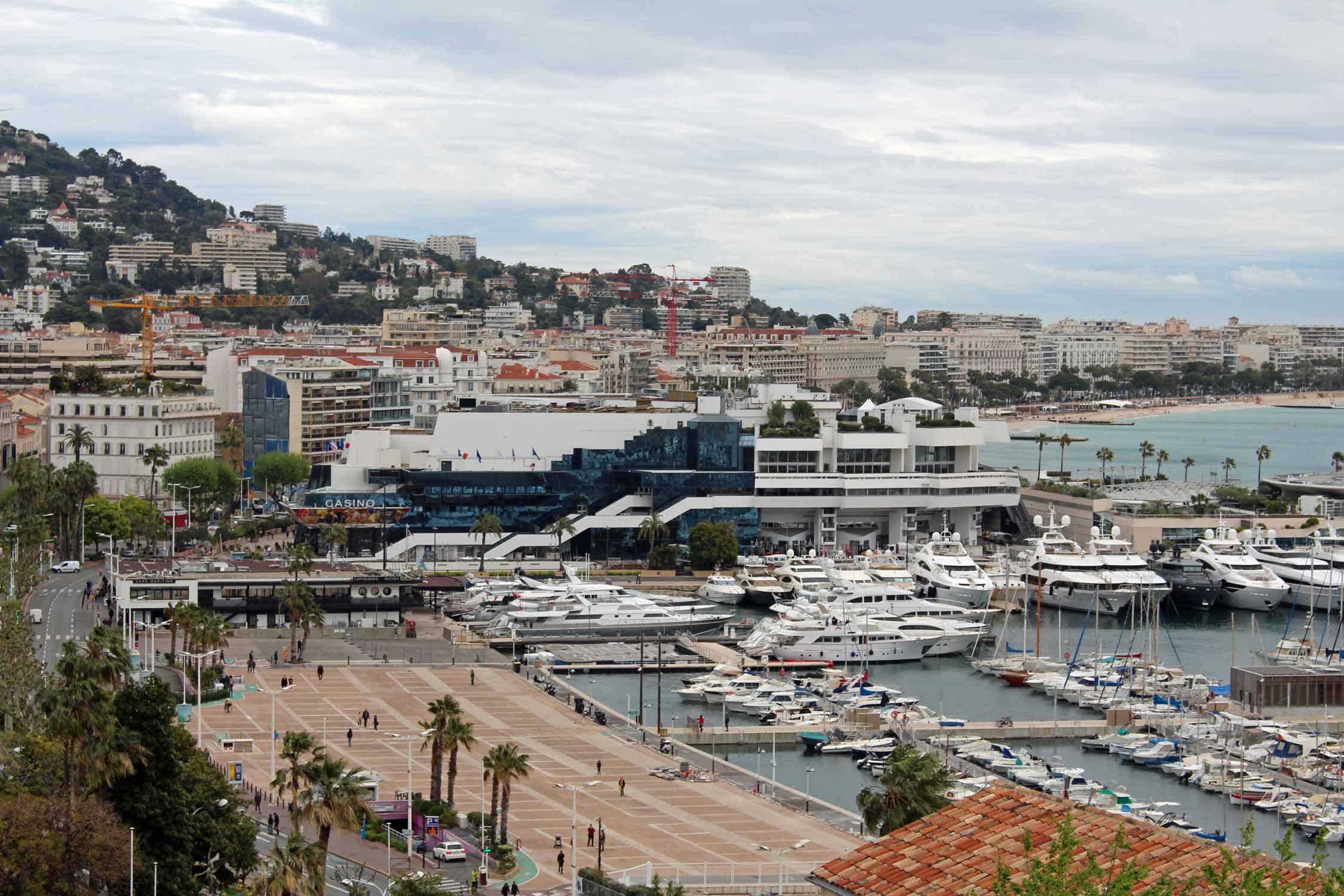 Cannes, le vieux port