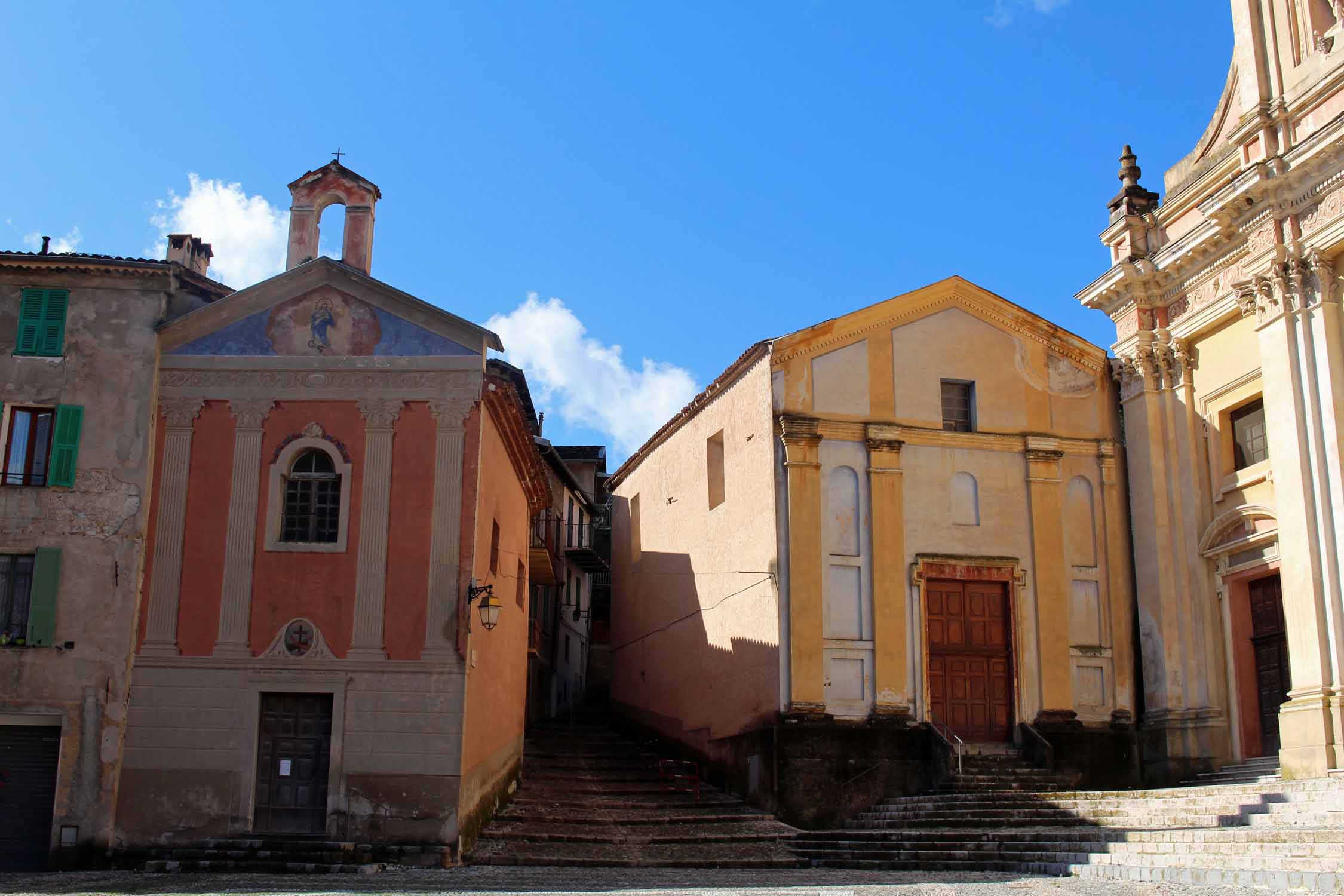 Sospel, place du château