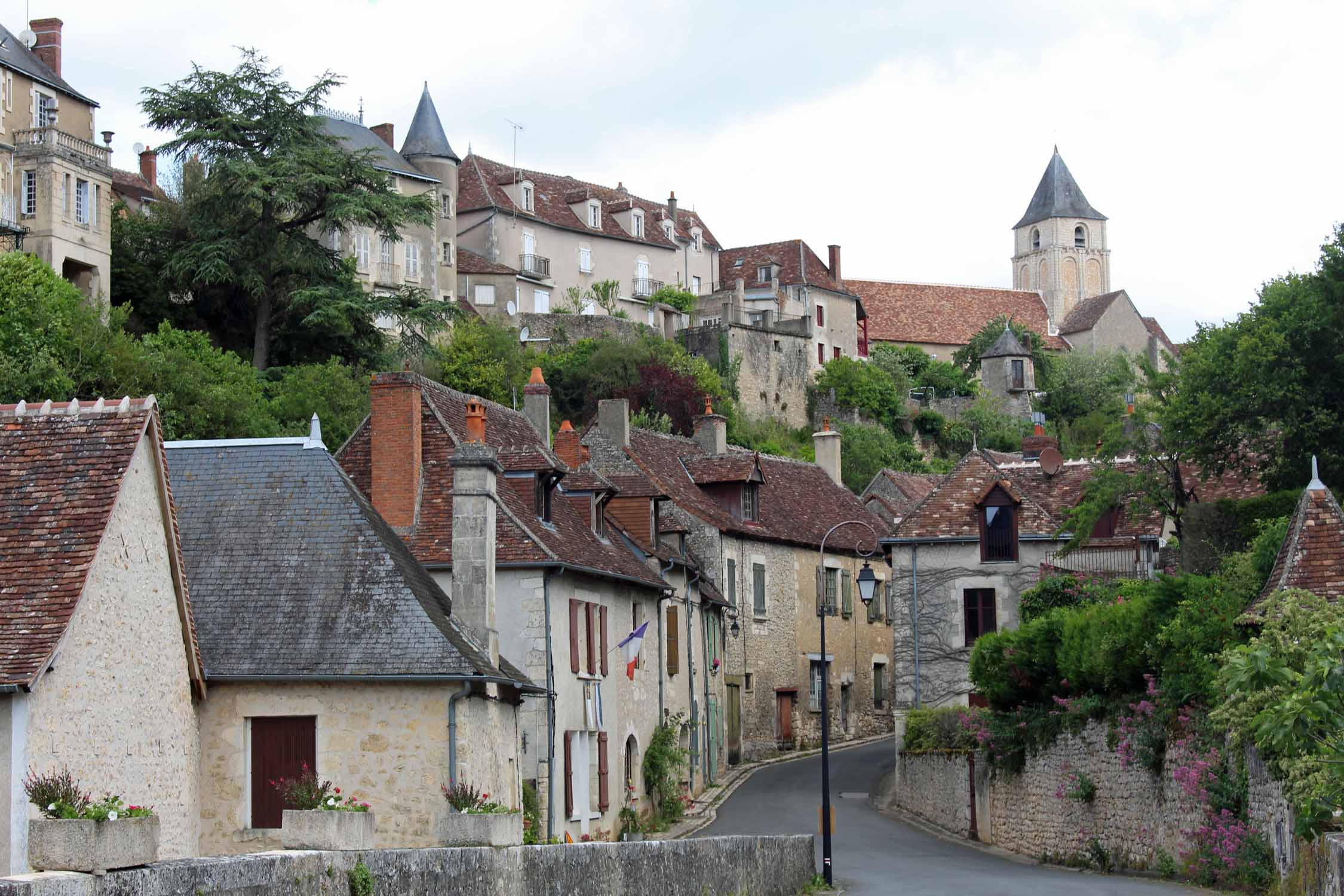 Angles-sur-l'Anglin, village médiéval