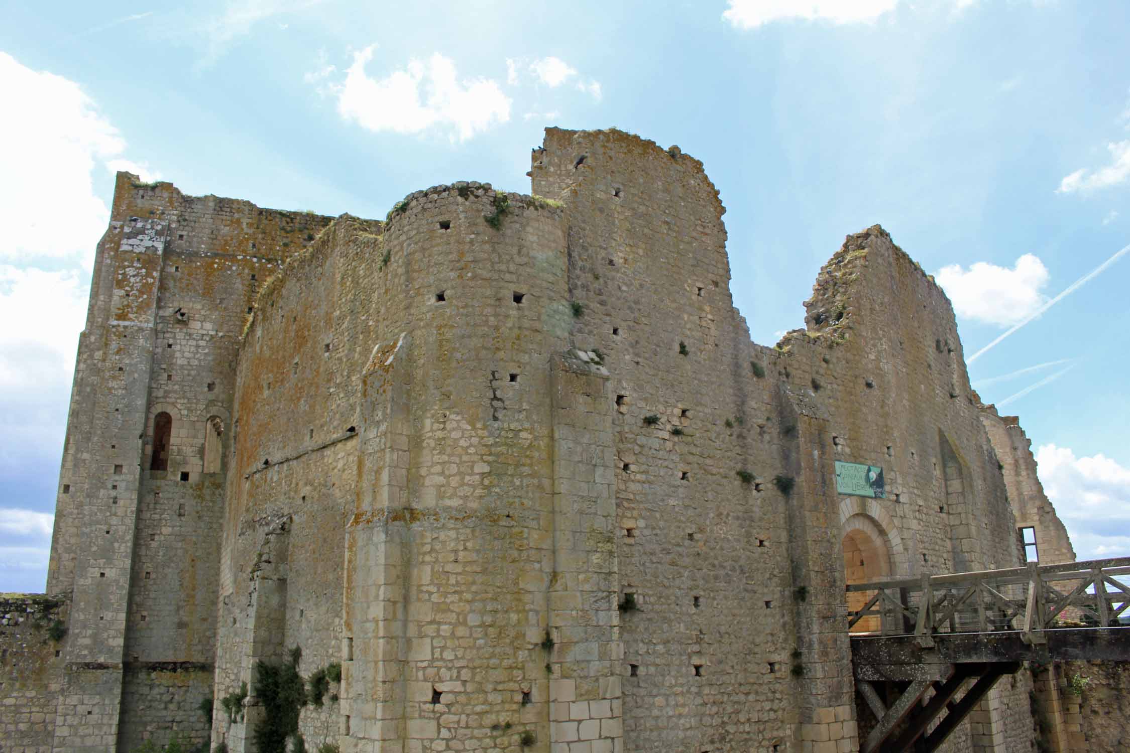 Chauvigny, château baronnial