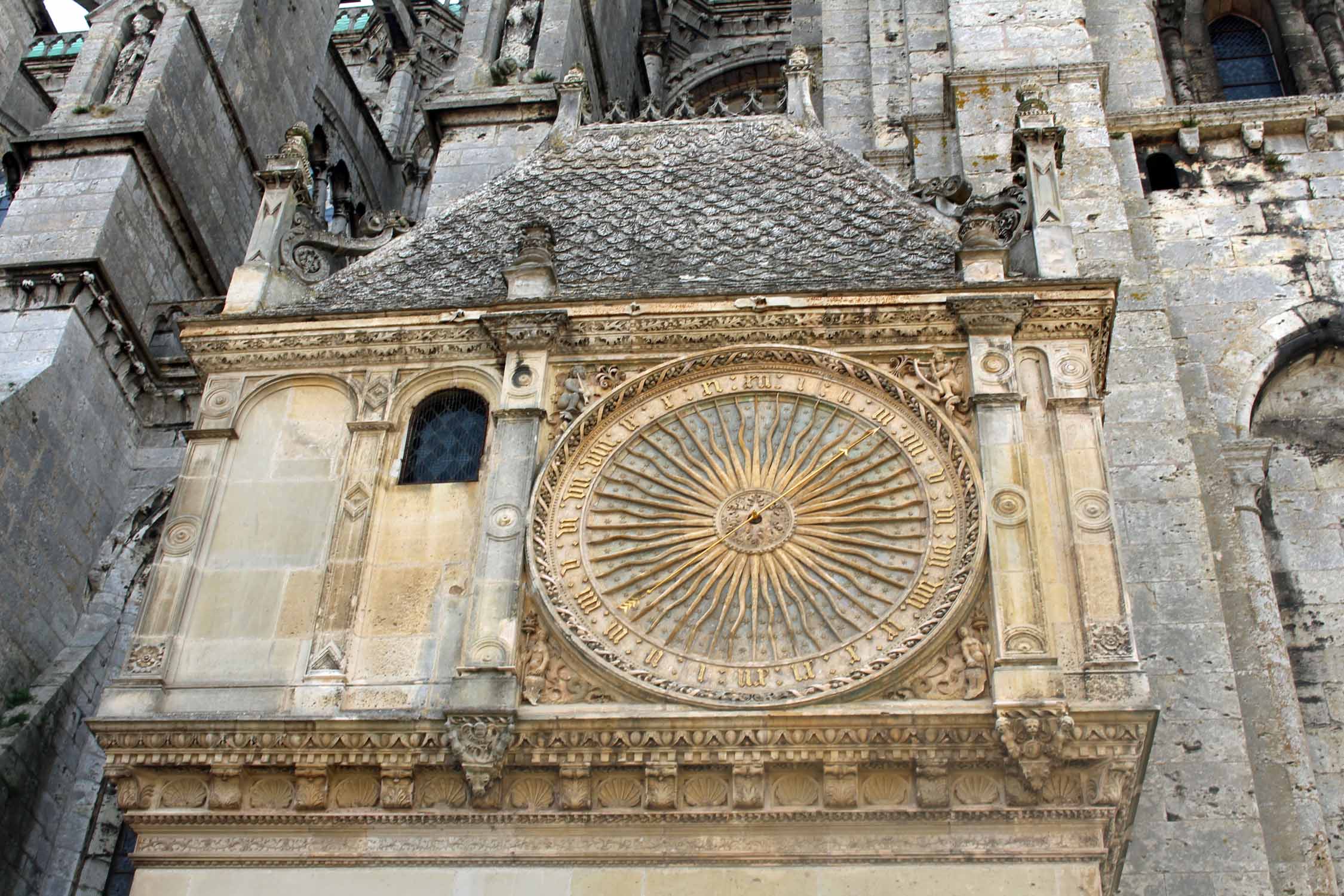 Chartres, cathédrale, horloge
