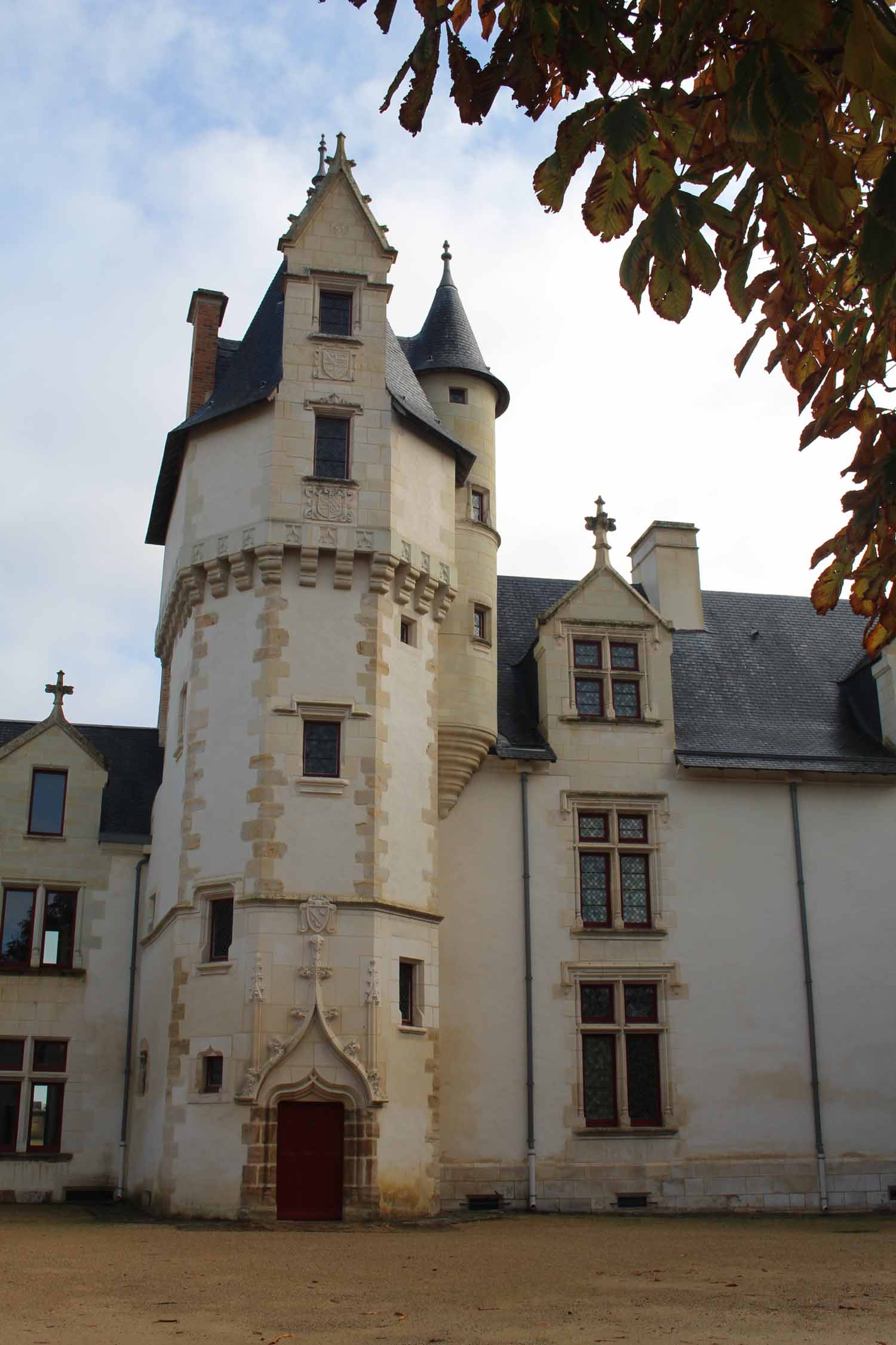 Thouars, bâtiment de conservatoire musique danse