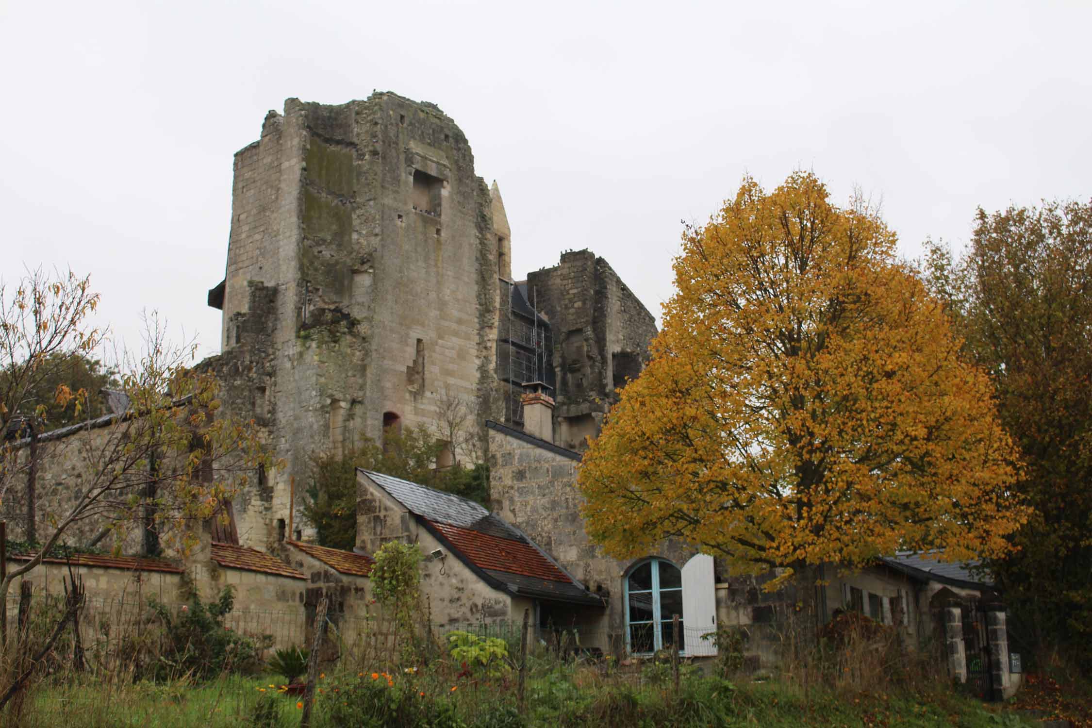 Crissay-sur-Manse, château