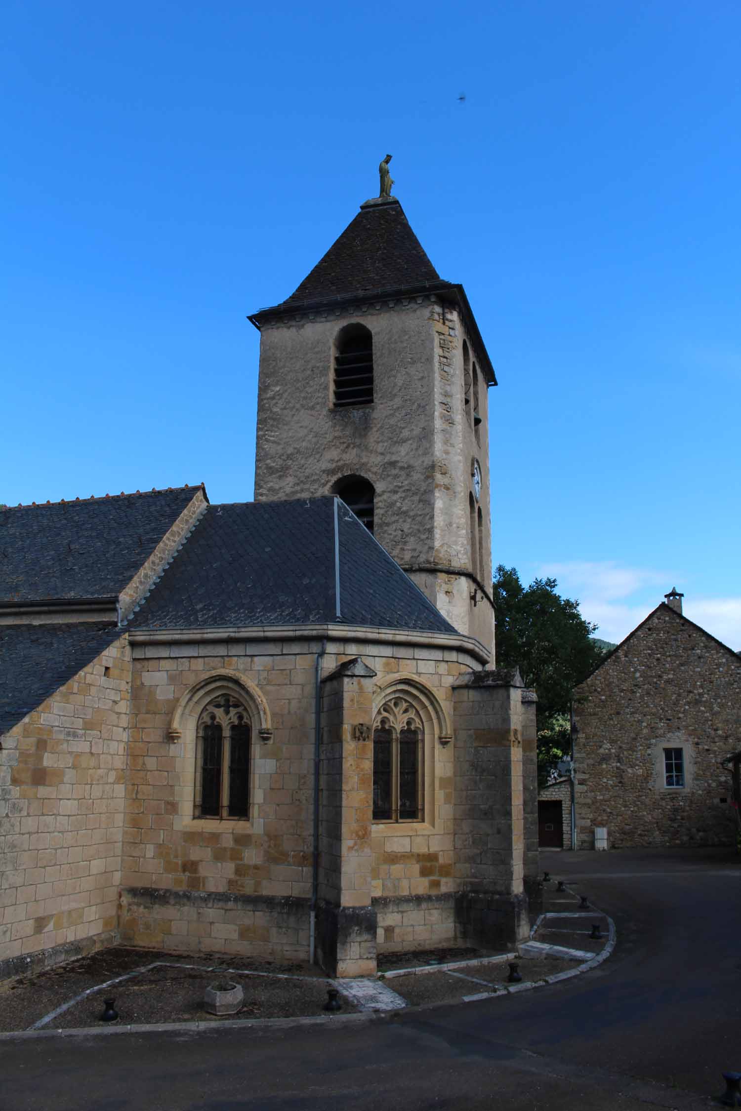 Gorges du Tarn, Quézac, collégiale Notre-Dame