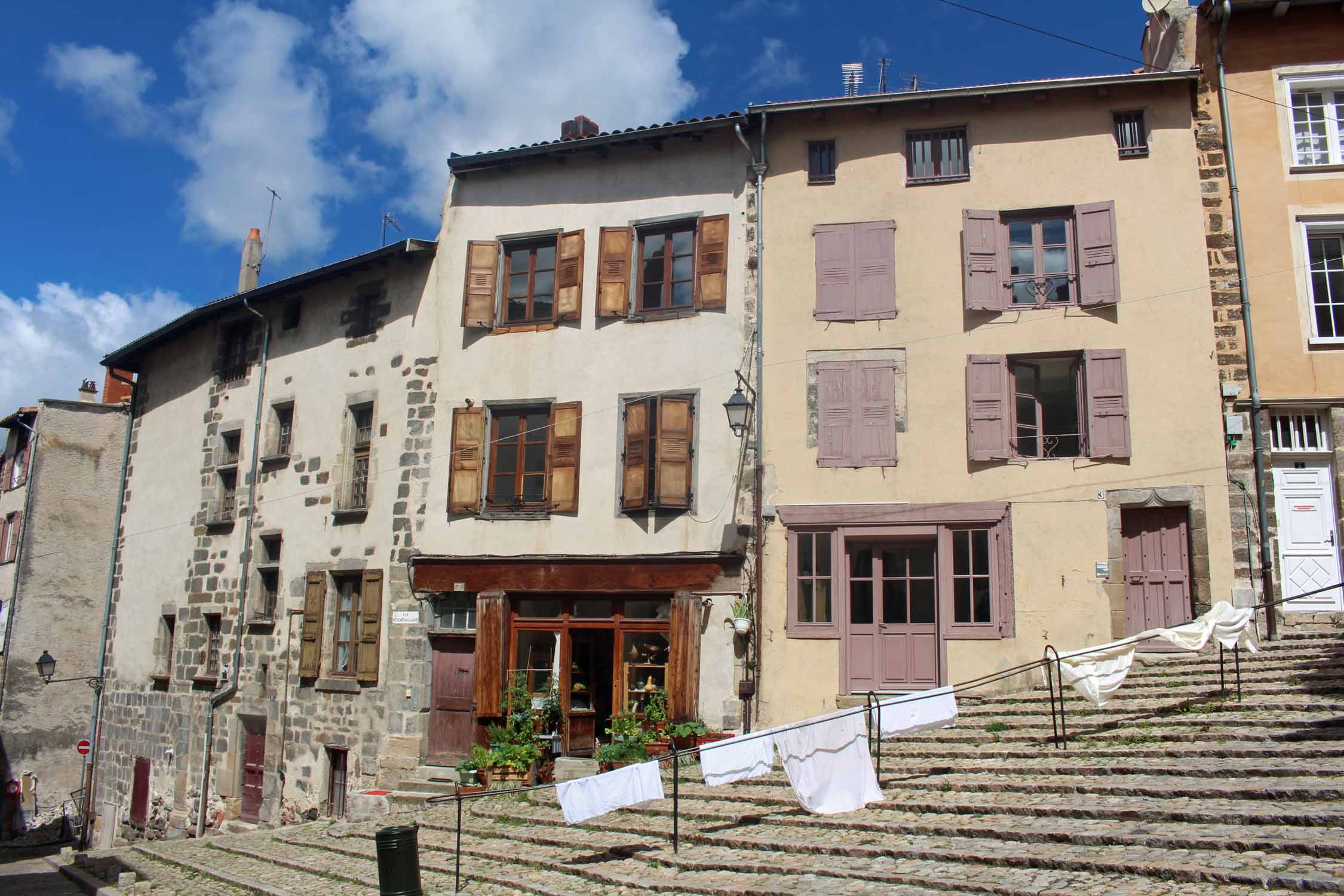 Le Puy-en-Velay, rue Rochetaillade