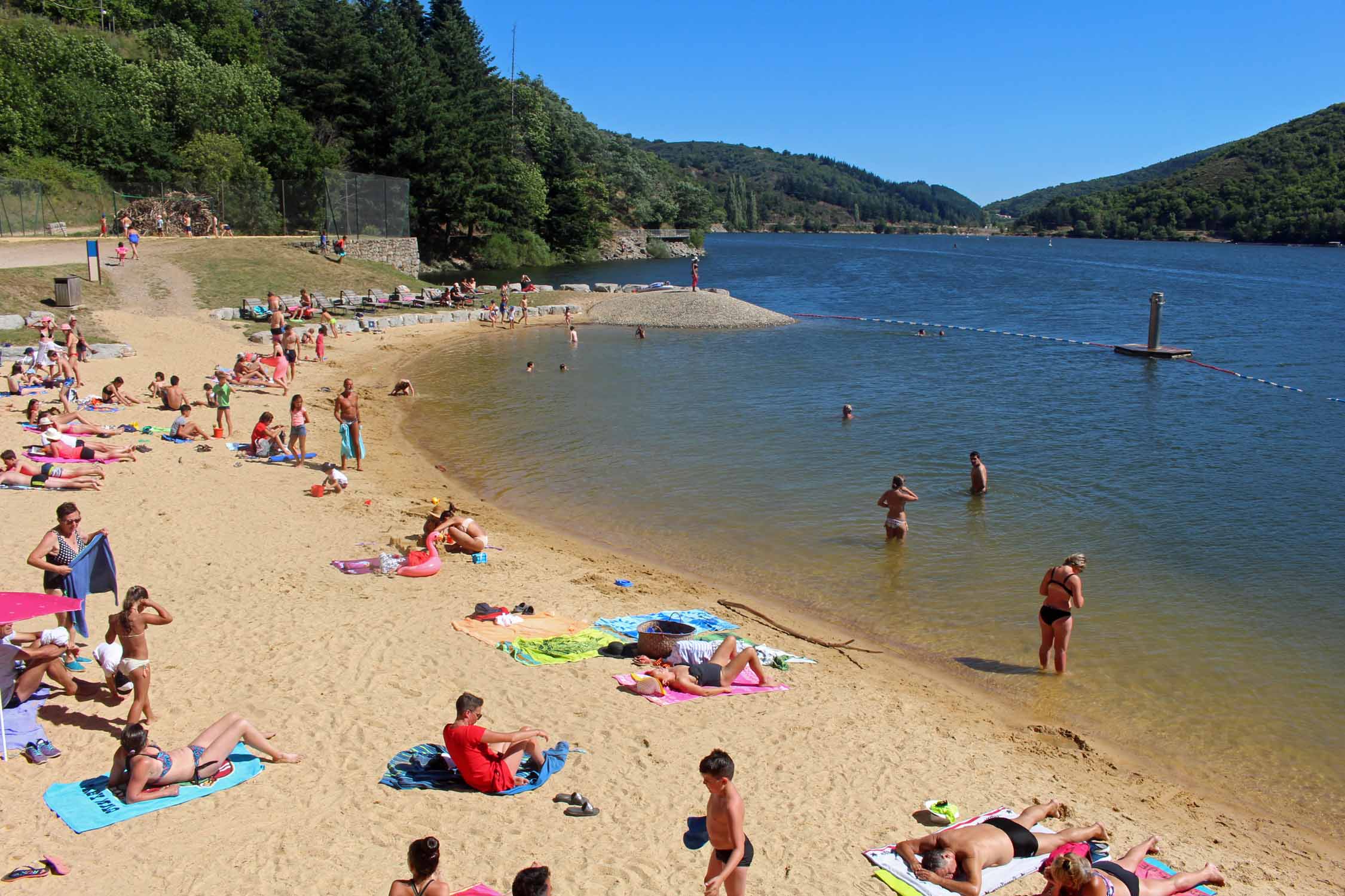 Lac de Villefort, plage