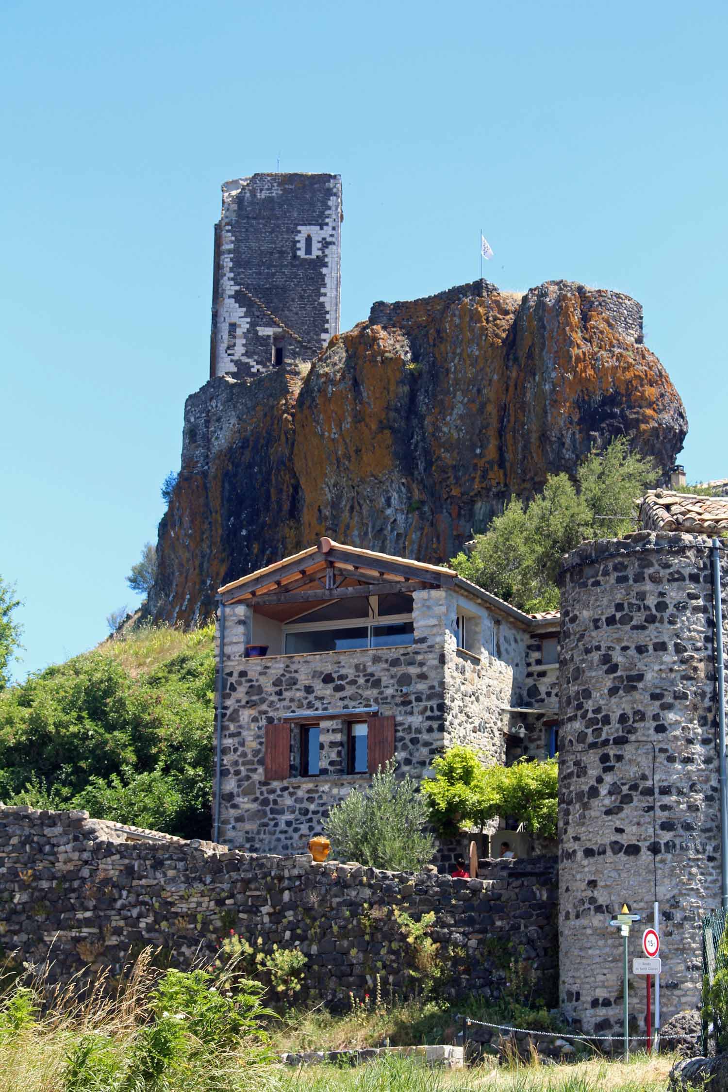 Ardèche, tour de Mirabel