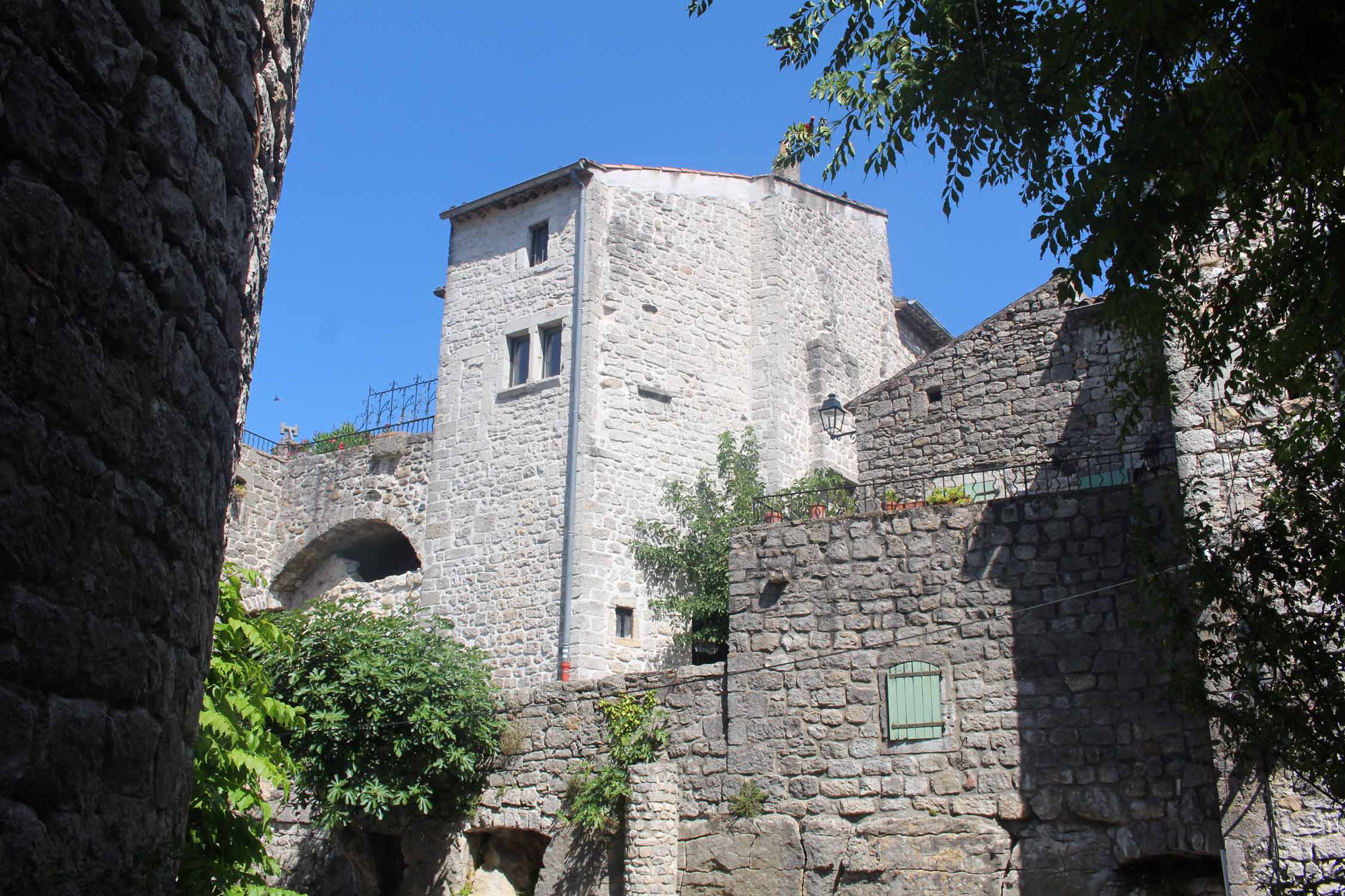 Ardèche, Balazuc, maisons typiques