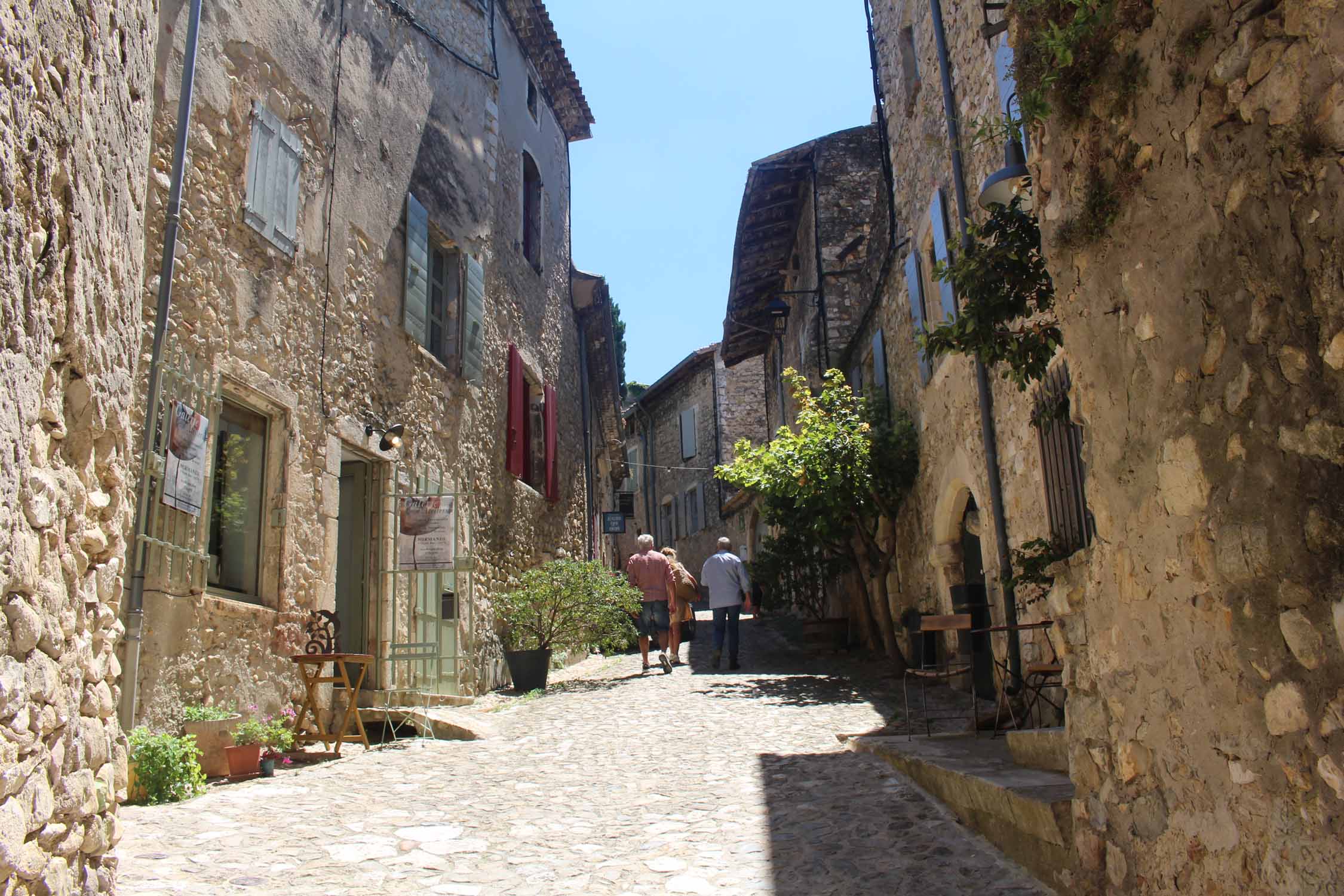 Drôme, Mirmande, rue typique