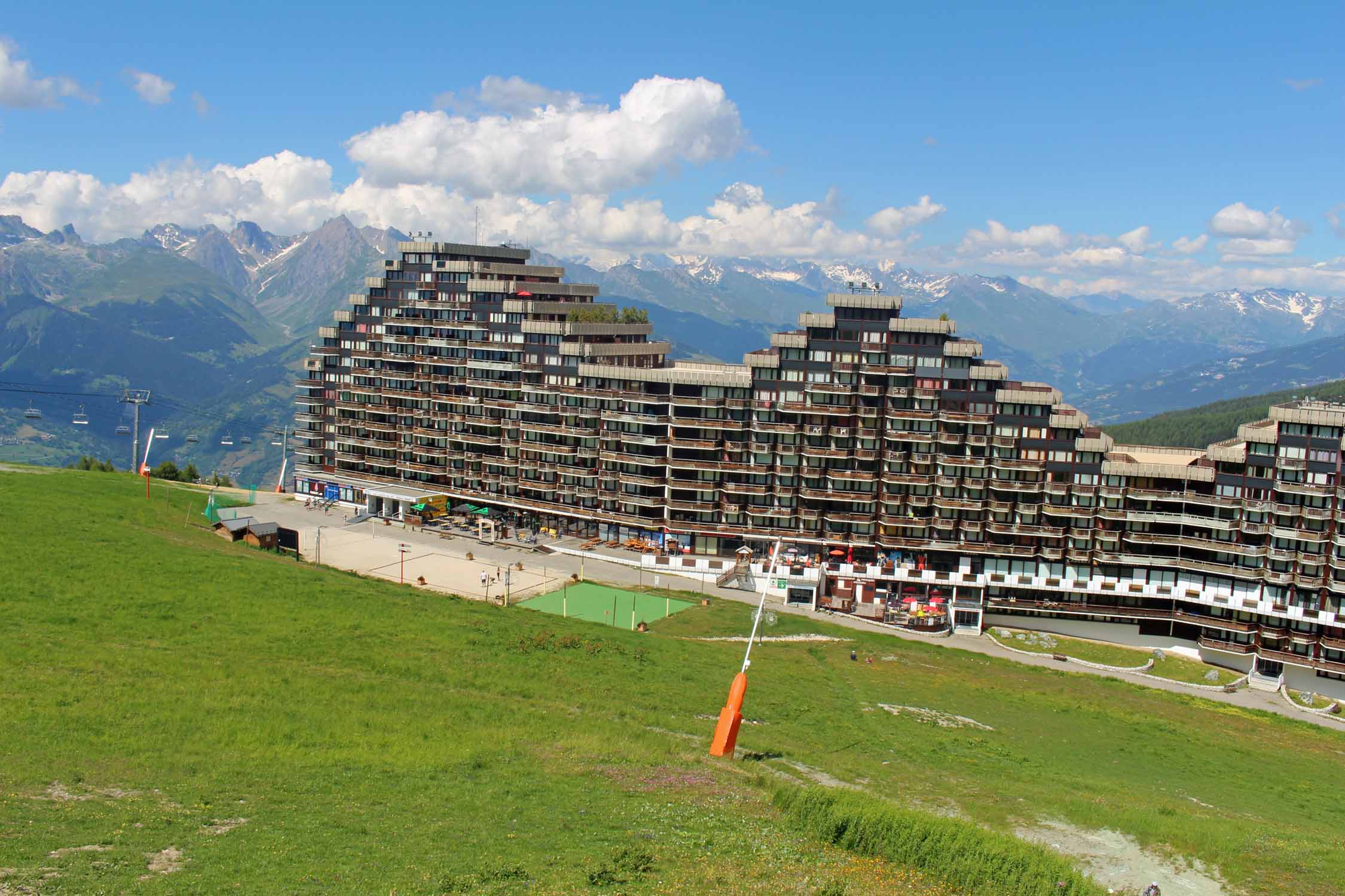 La Plagne, paysage, immeuble