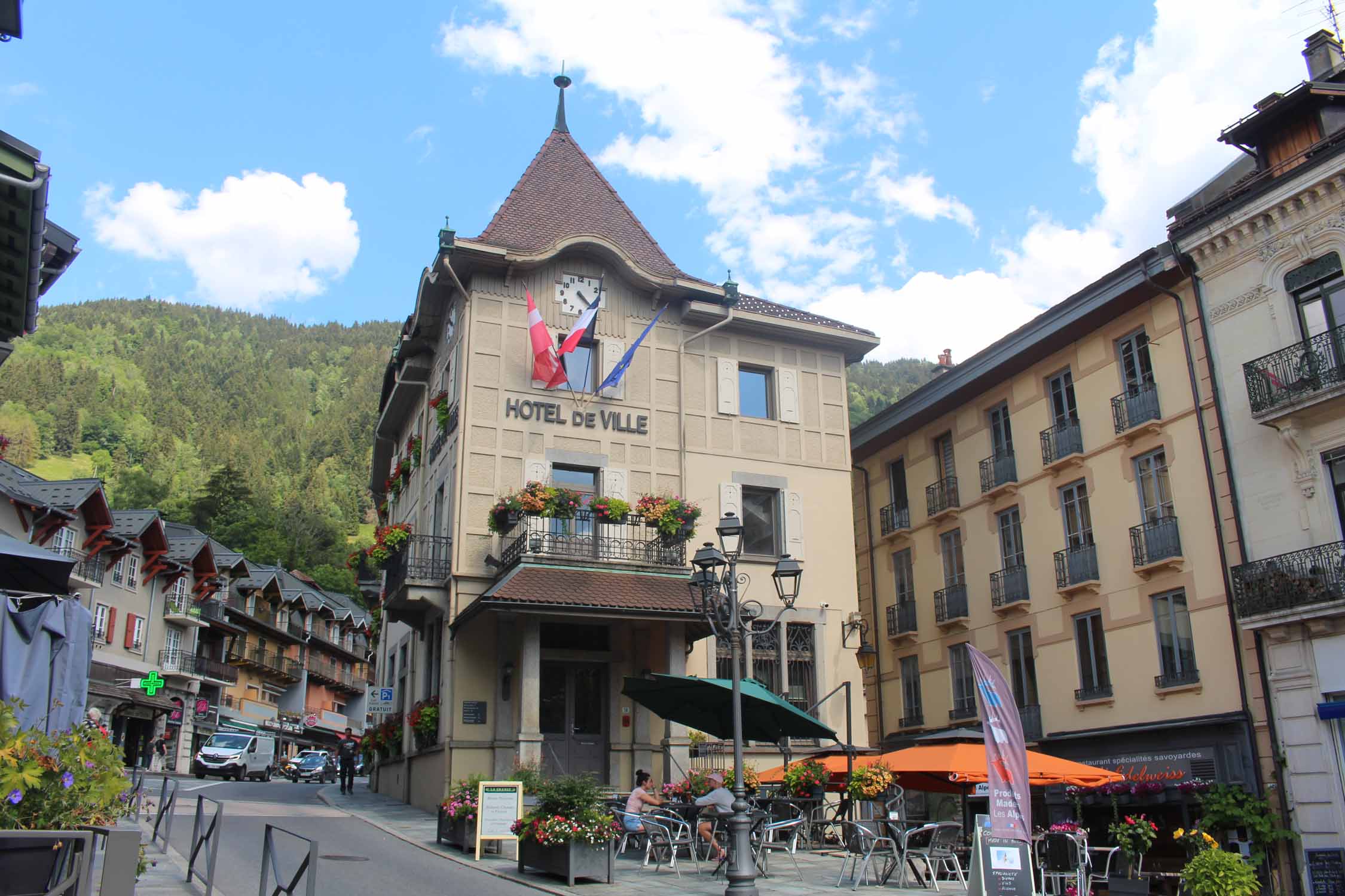 Mont-Blanc, hôtel de ville