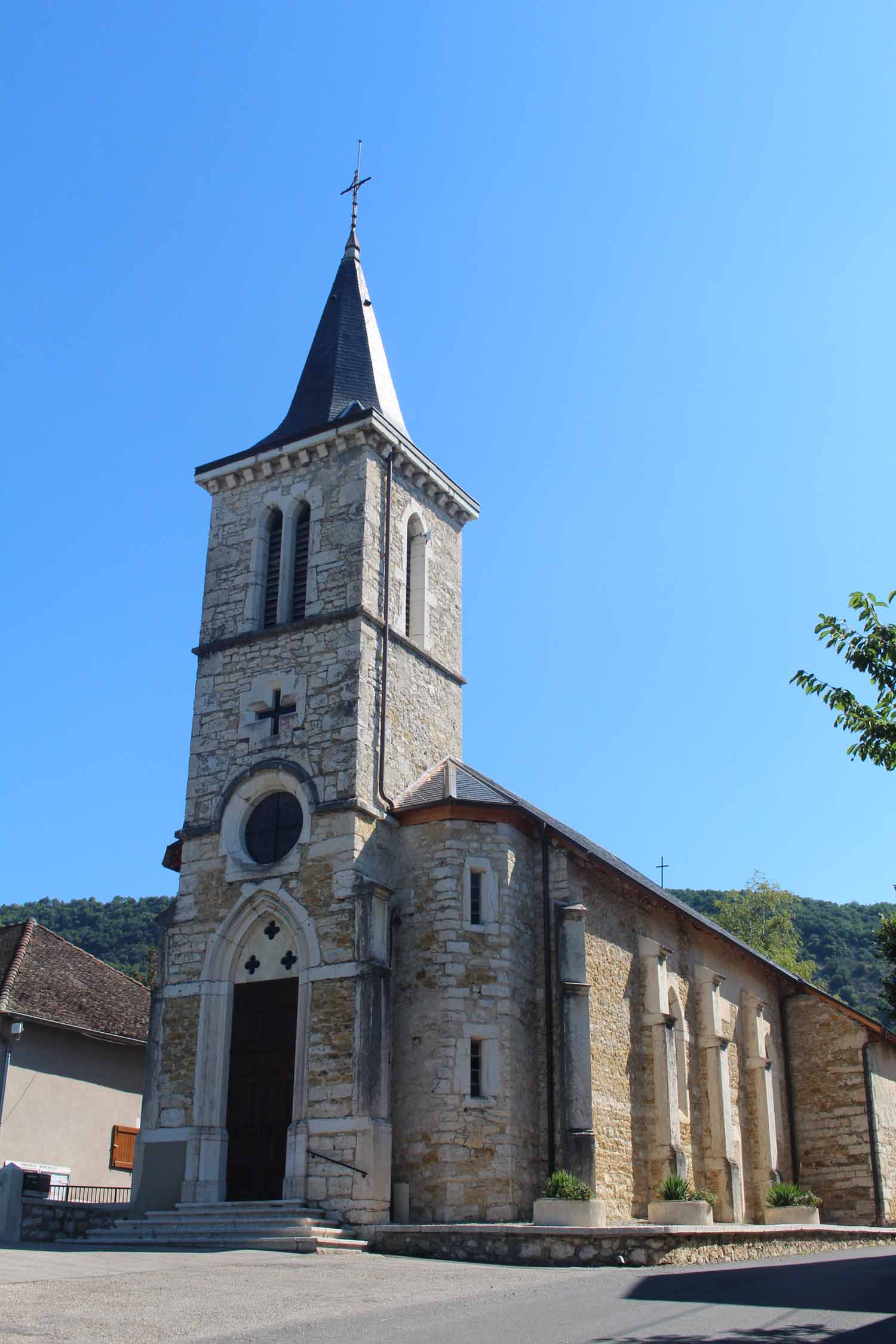 Izieu, église Saint-Maurice