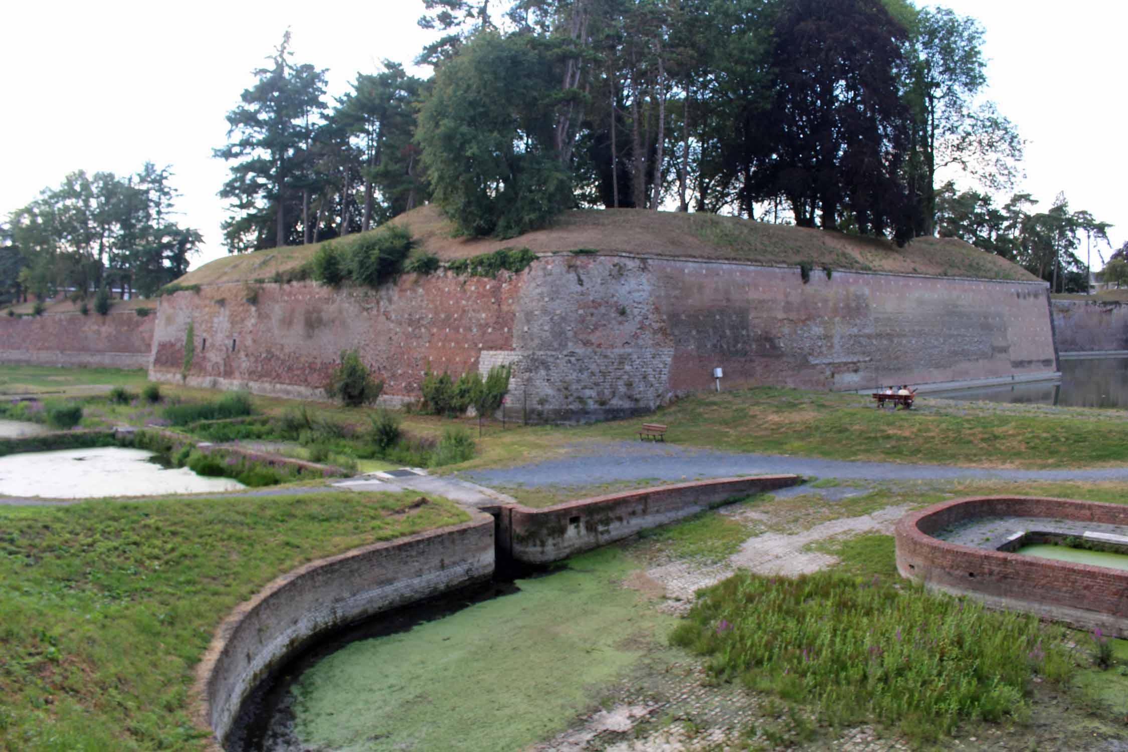 Le Quesnoy, remparts