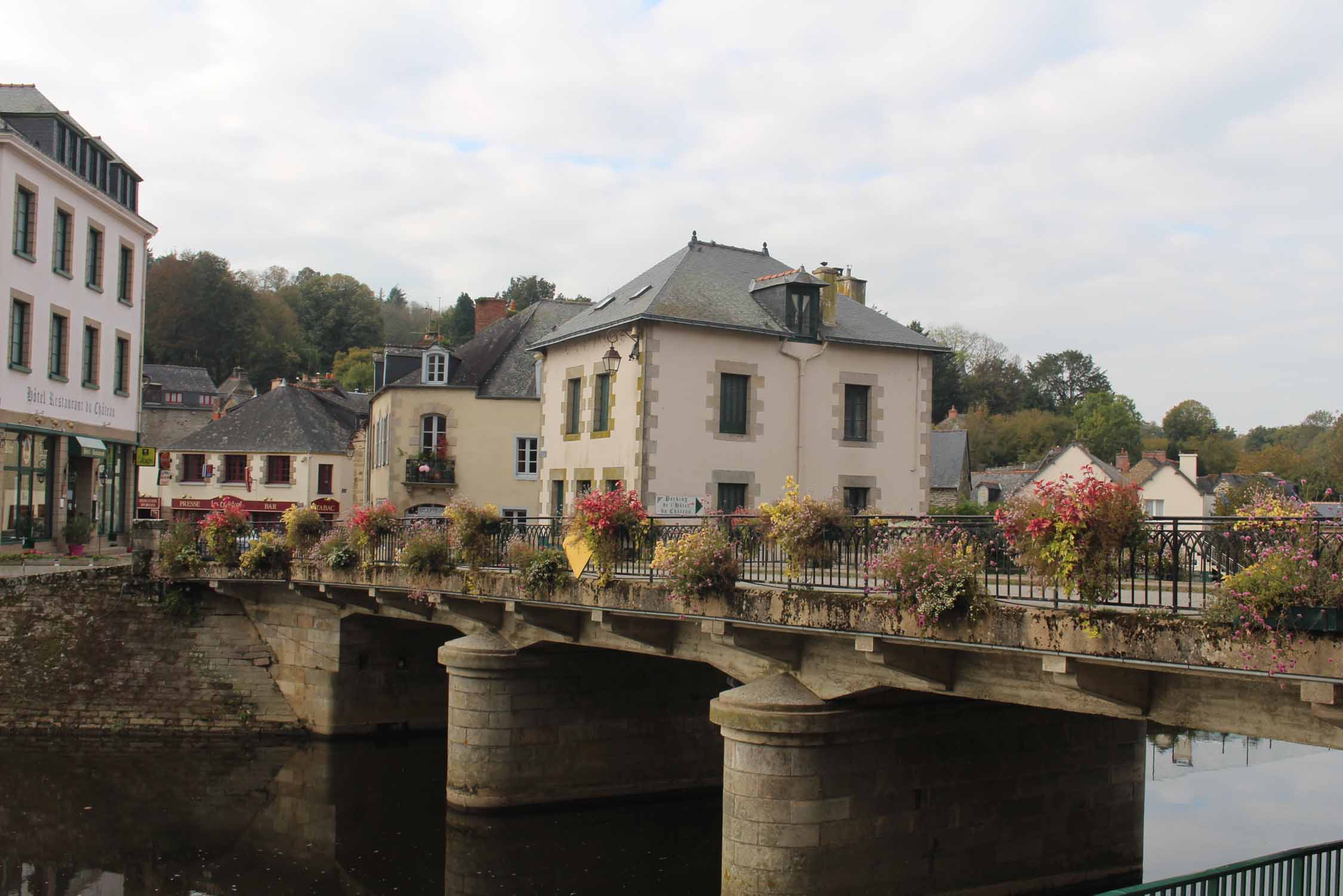 Josselin, pont sur l'Oust