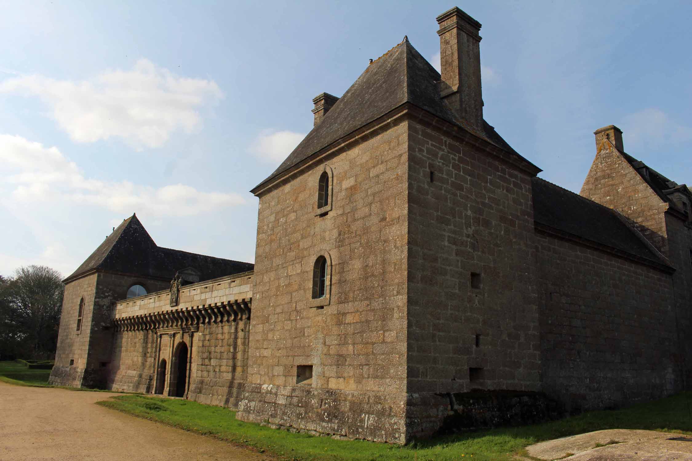 Château de Kergroadez