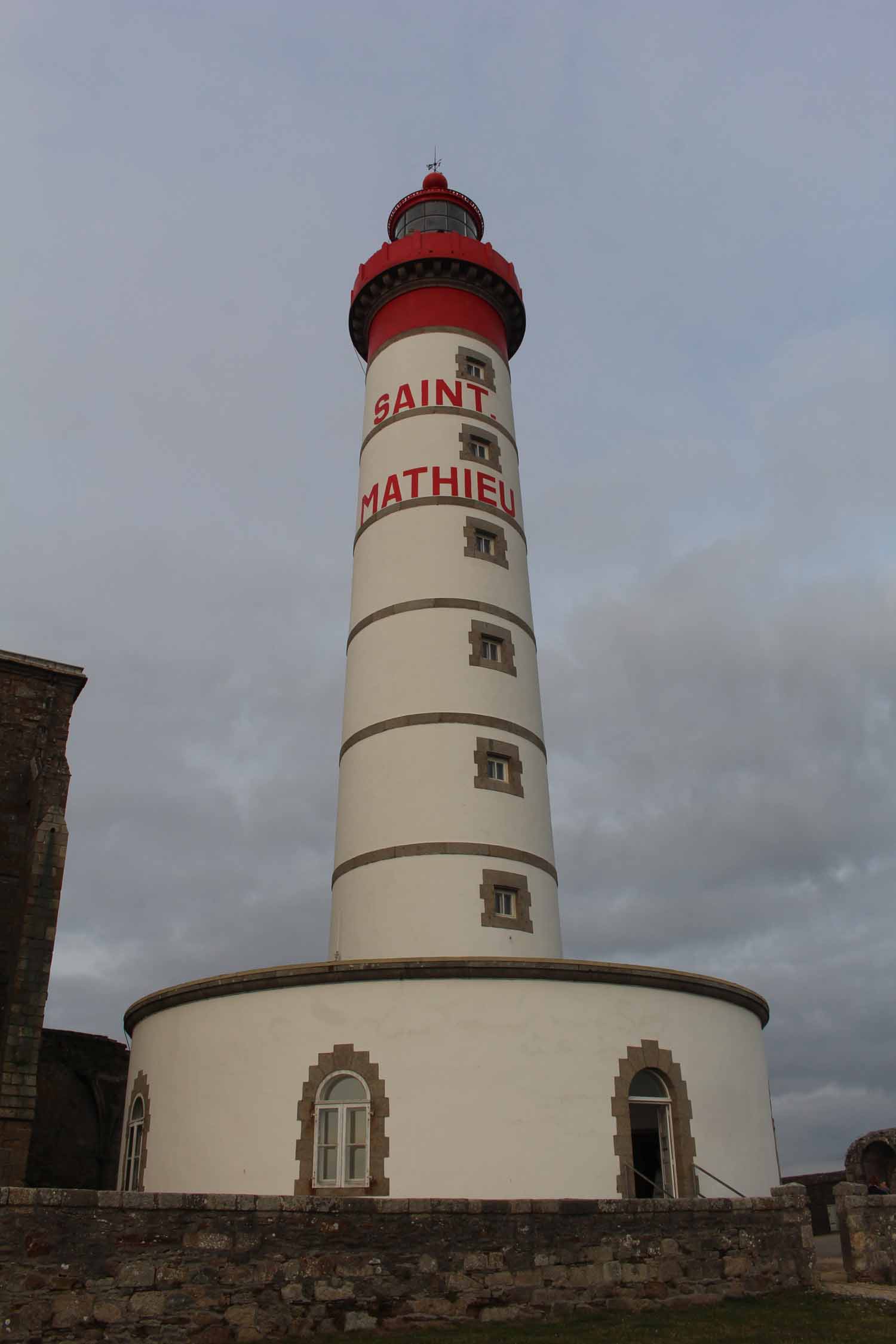 Pointe Saint-Mathieu, phare Saint-Mathieu