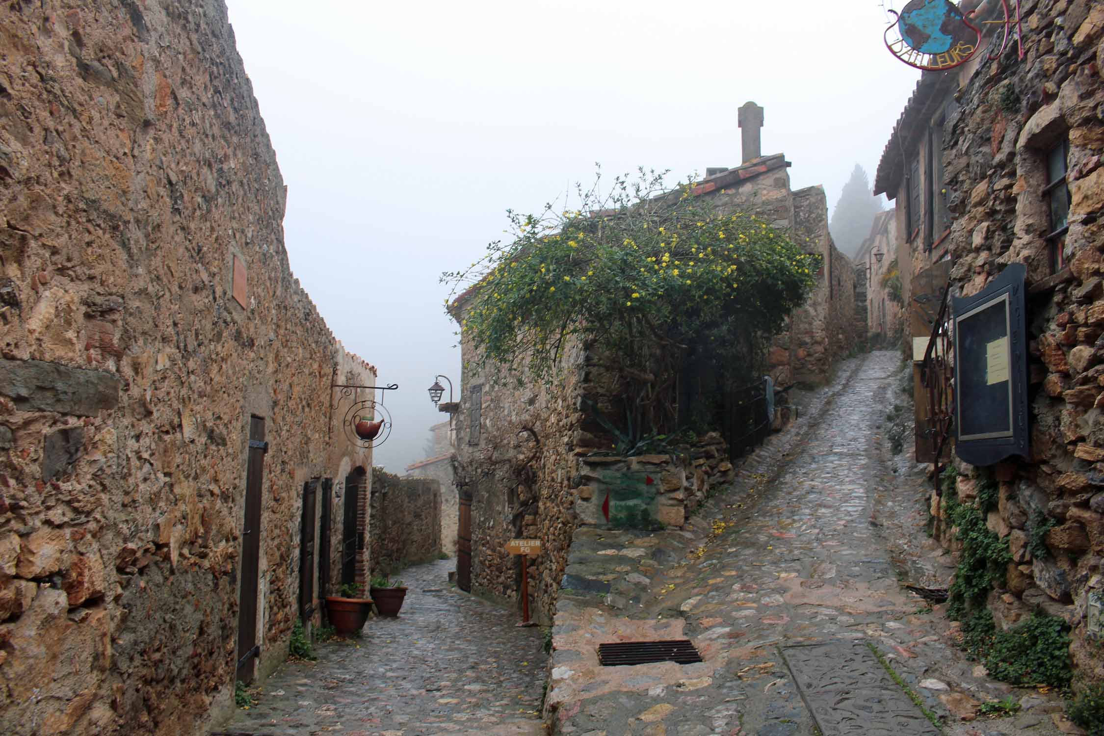 Castelnou, ruelles typiques