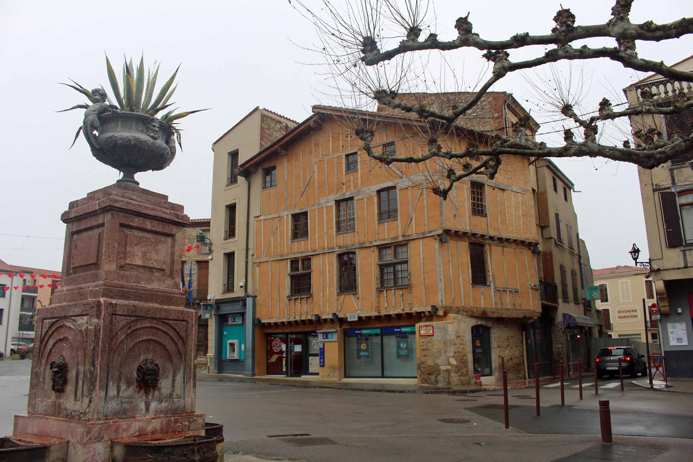 Prades, maison à pans de bois