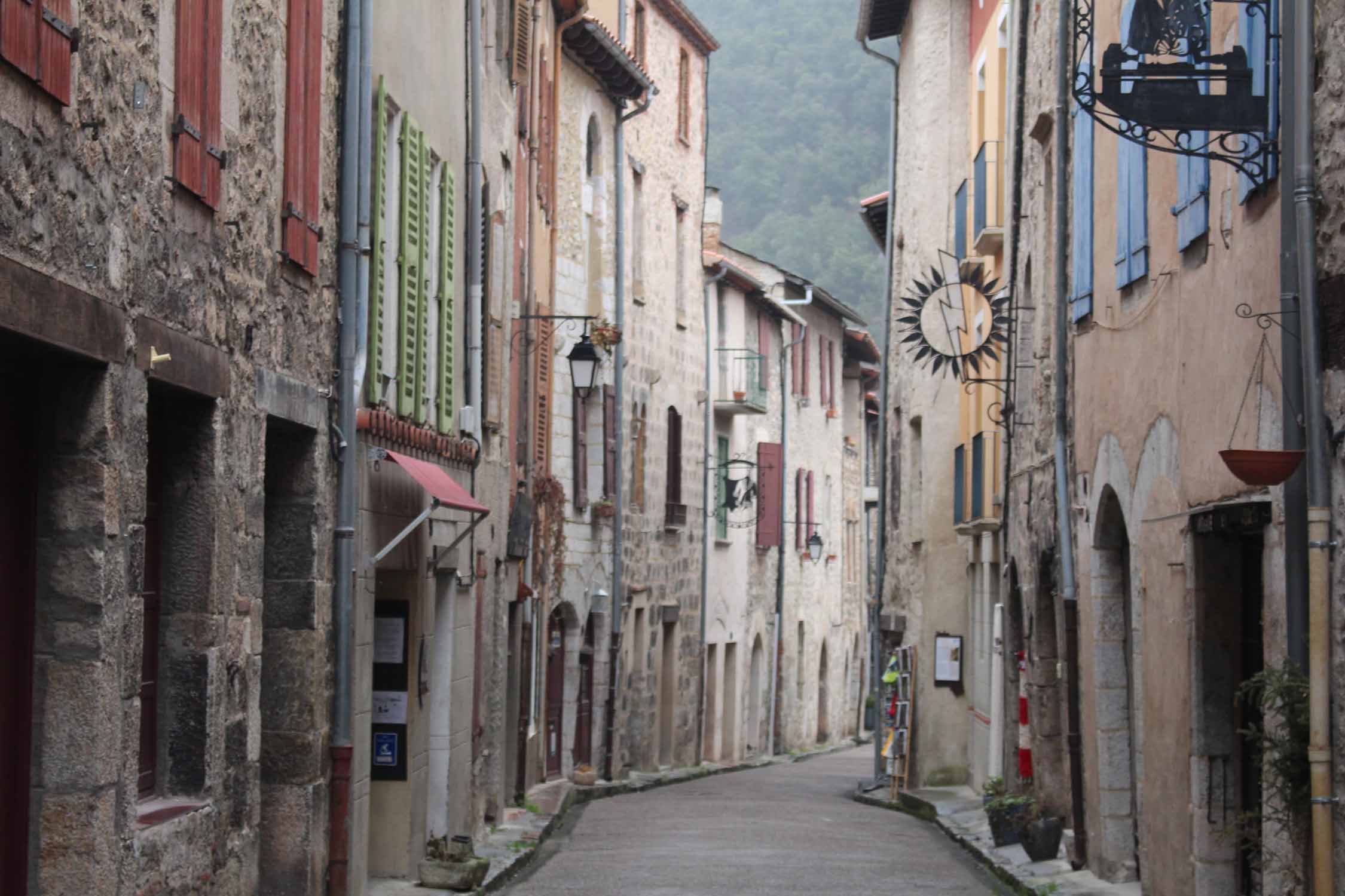 Villefranche-de-Conflent, ruelle typique