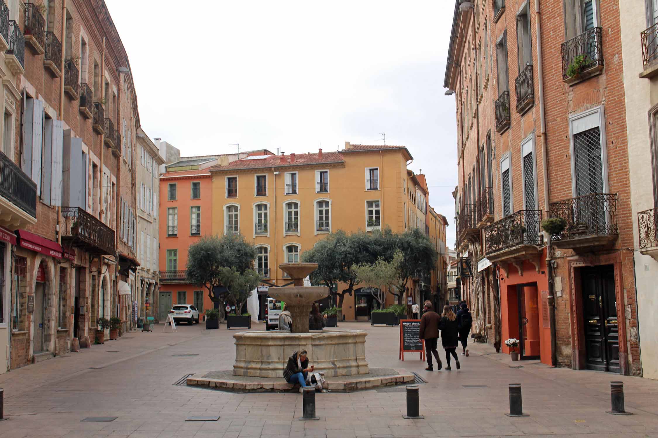 Perpignan, place Léon Gambetta, fontaine