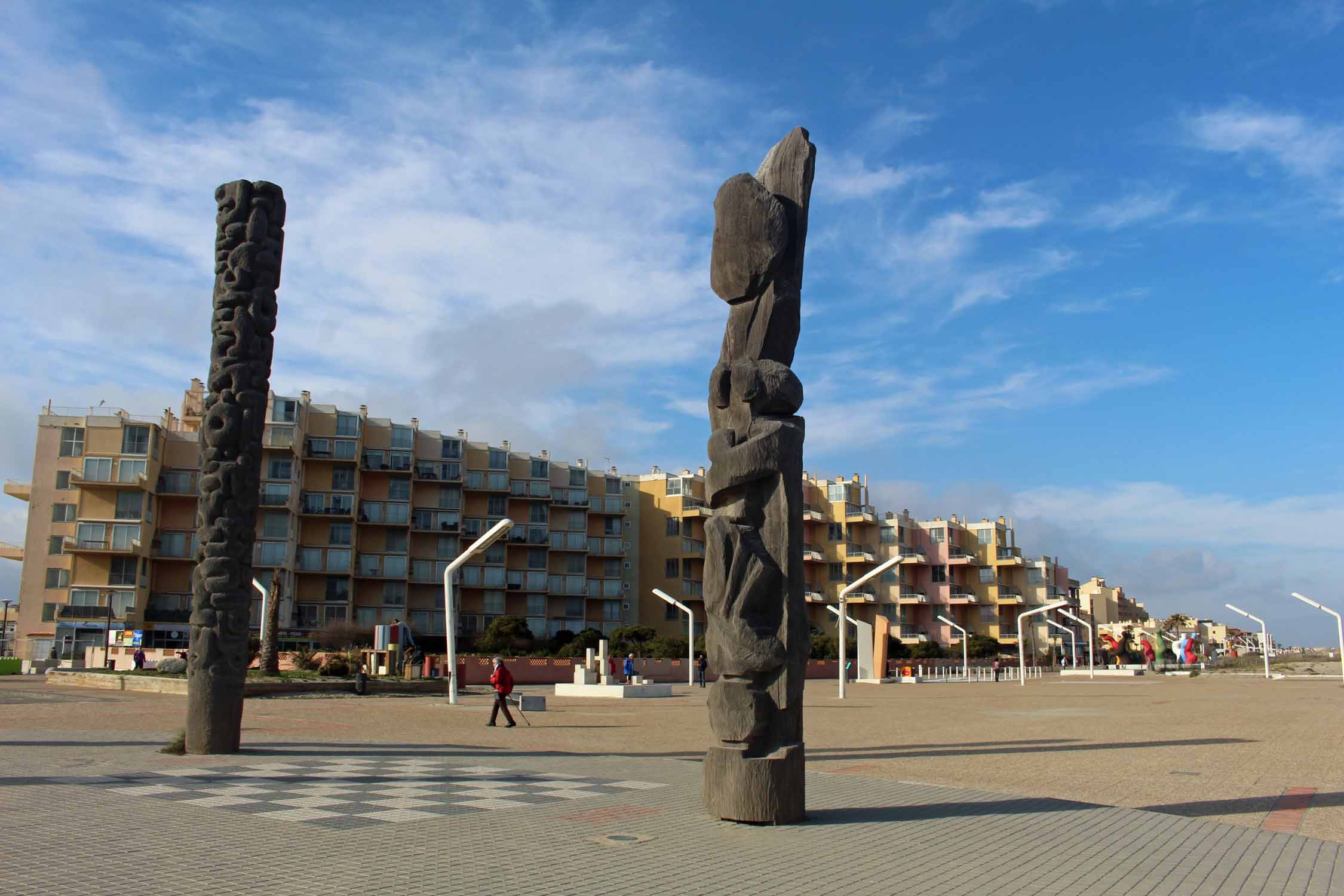 Port-Barcarès, place des Totems