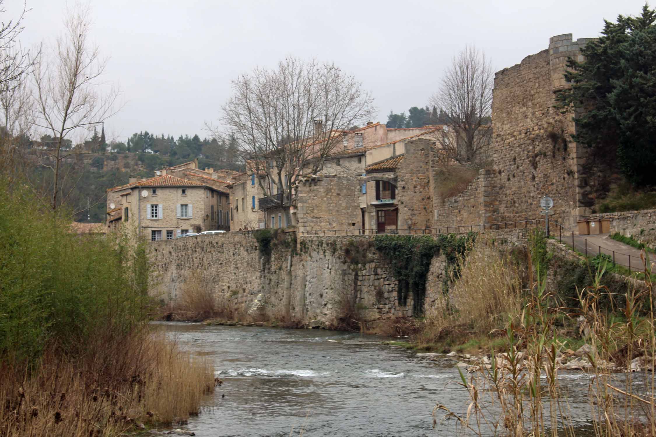 Lagrasse, rivière Orbieu