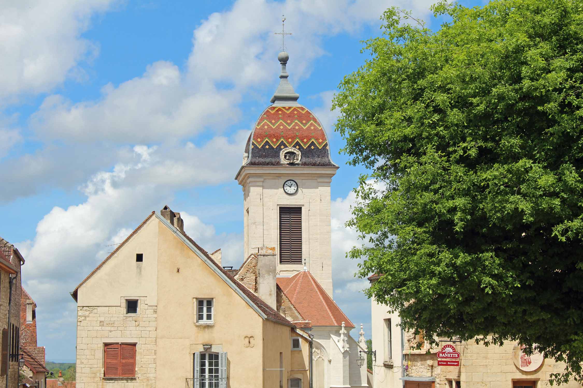 Pesmes, église Saint-Hilaire