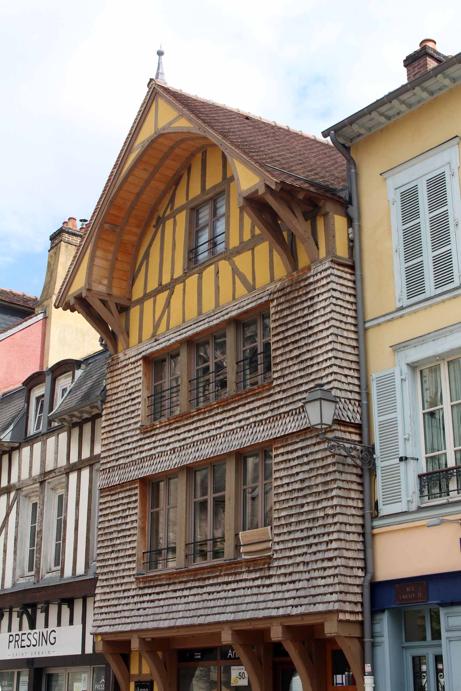 Troyes, maison typique à colombage