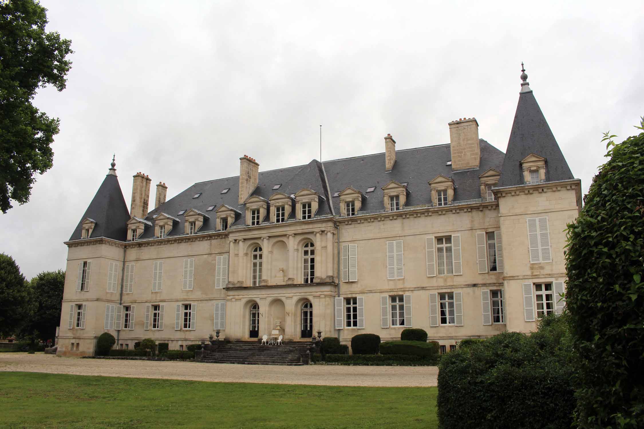 Arc-en-Barrois, château