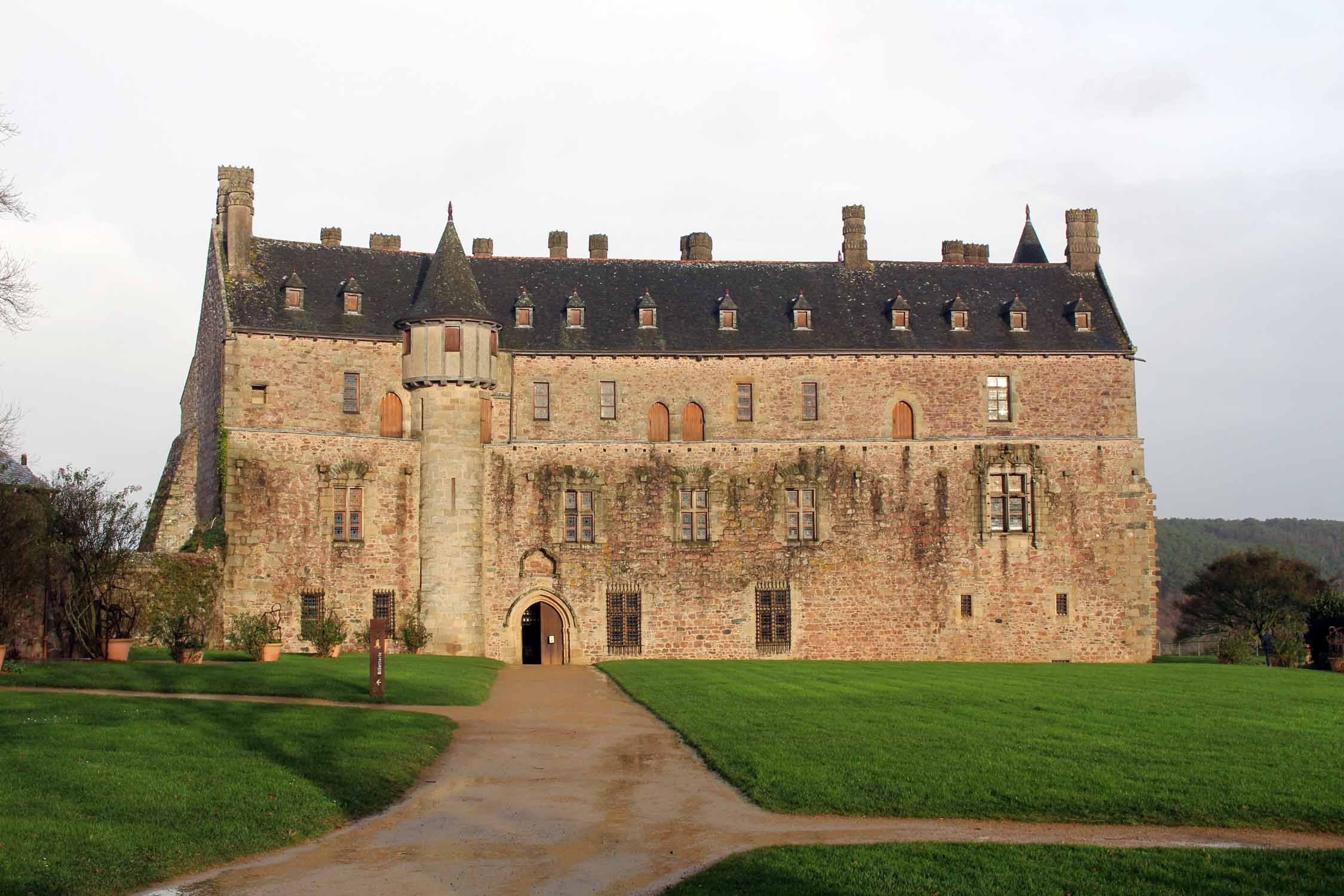 Château de la Roche-Jagu