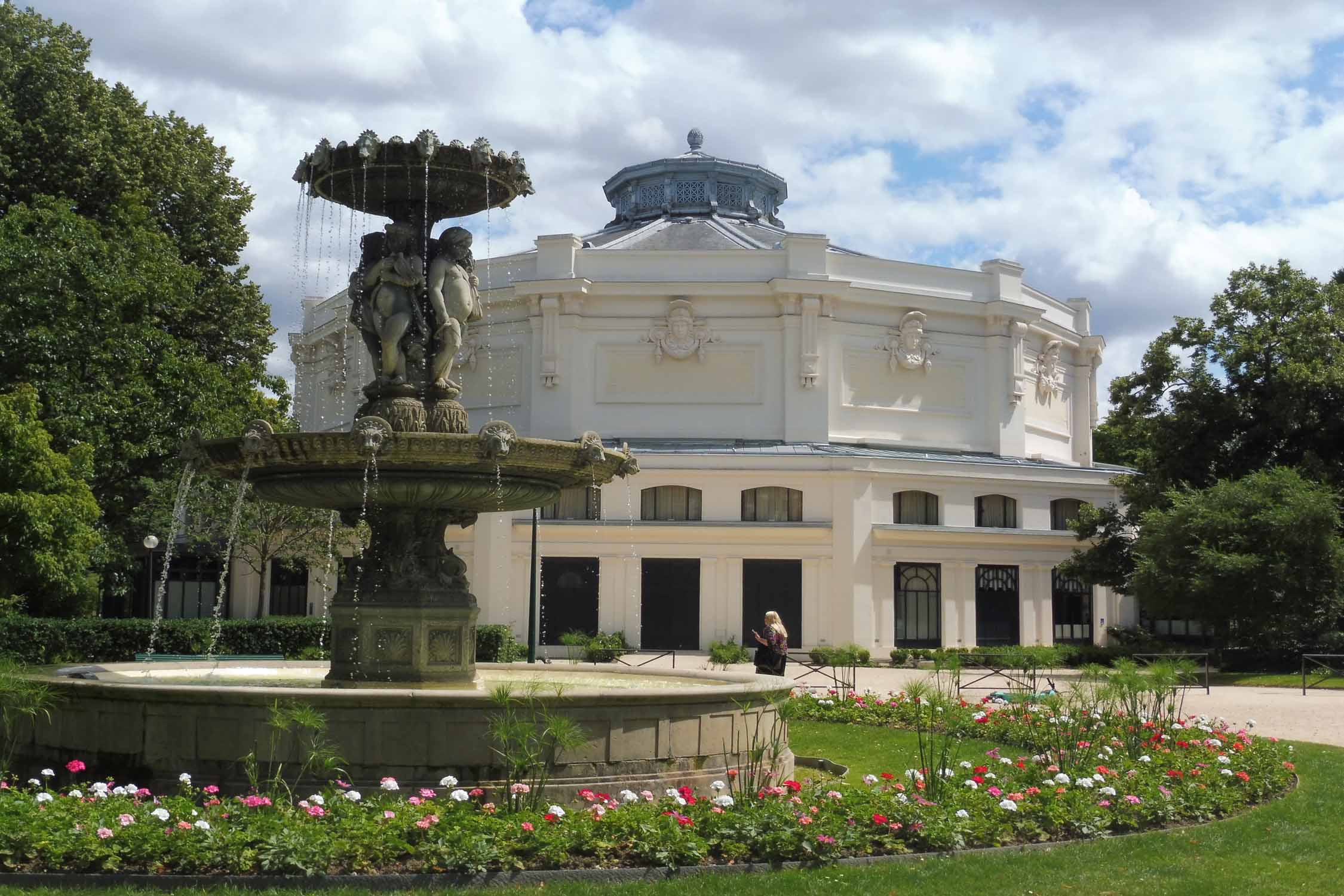 Paris, square Marigny