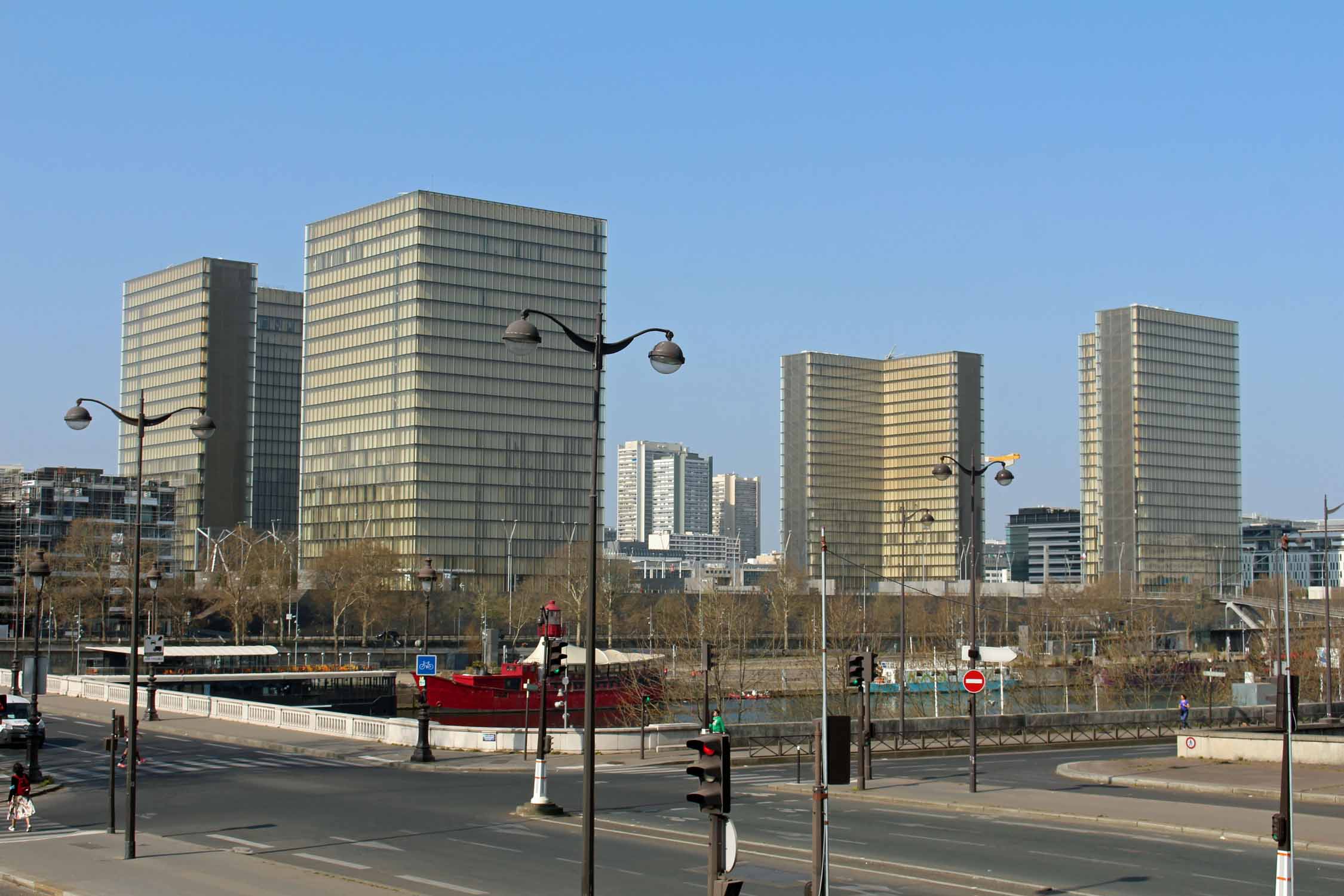 Paris, tours de la BNF