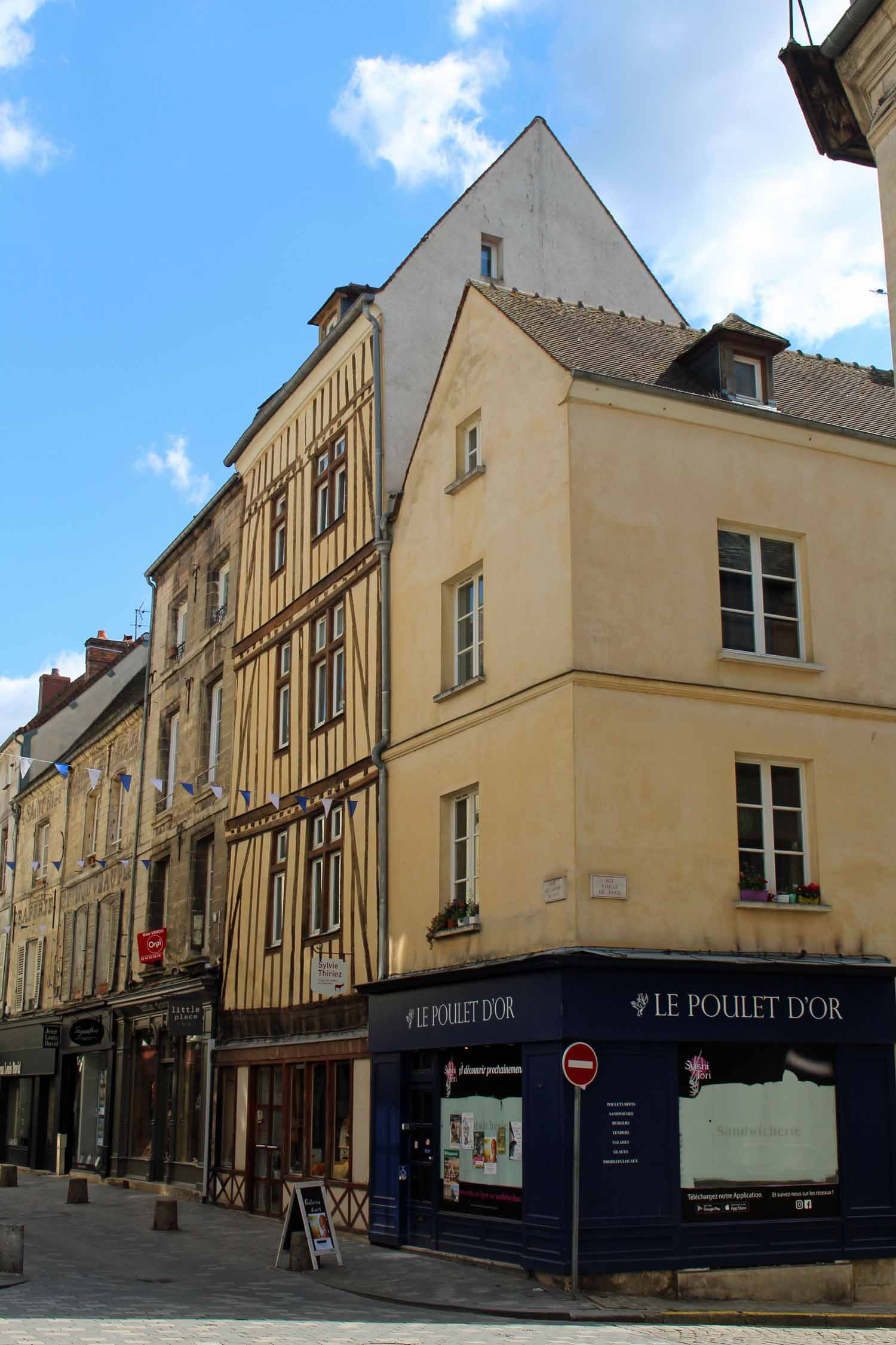 Senlis, maison à colombage