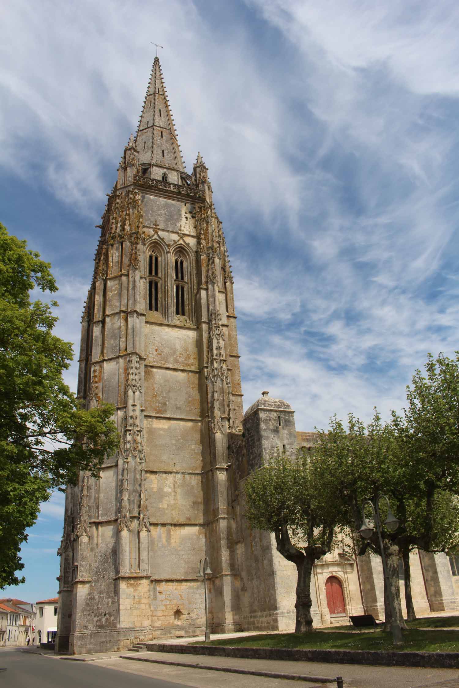 Marennes, église Saint-Pierre-de-Sales