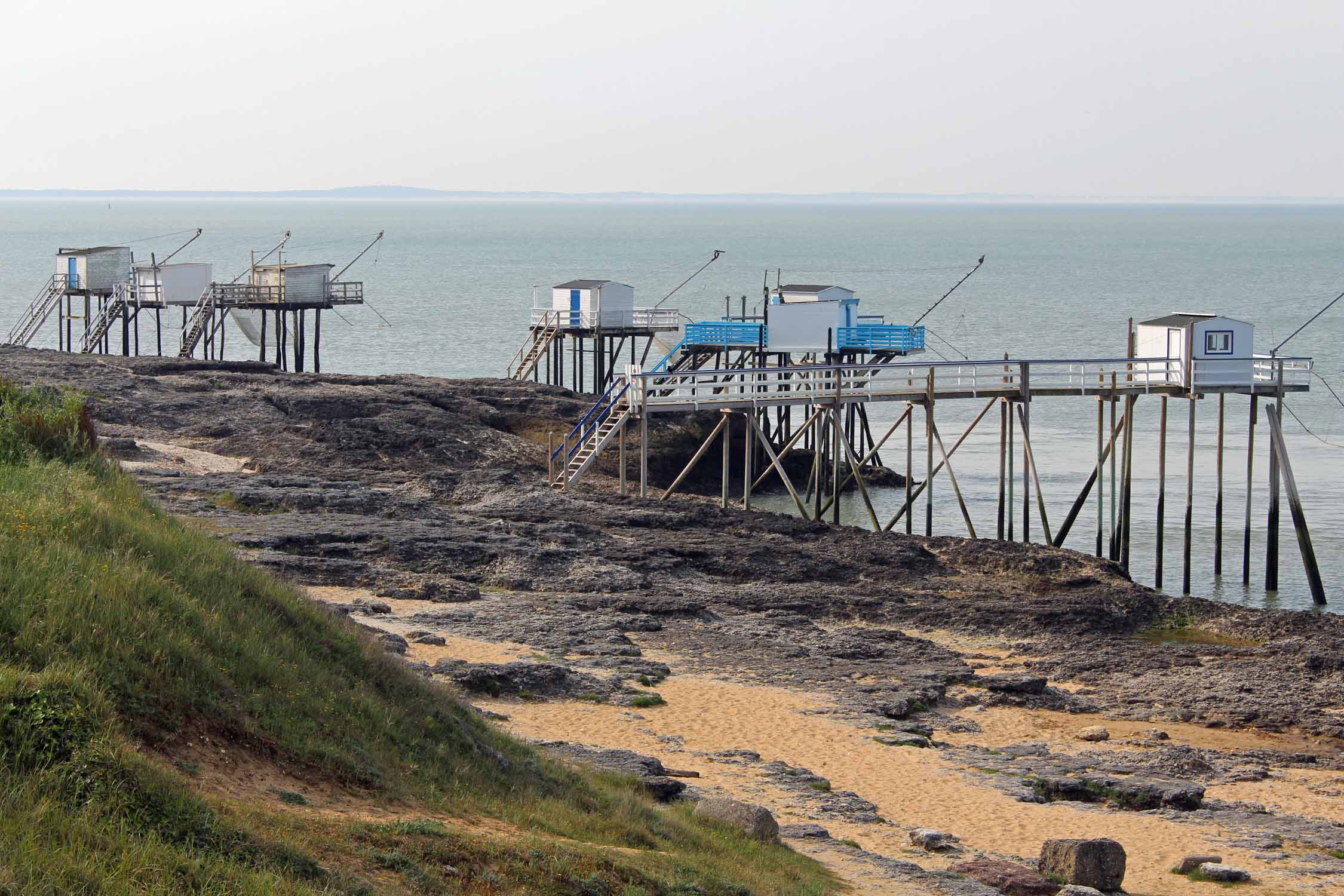 Saint-Palais-sur-Mer, la Grande-Côte, carrelets