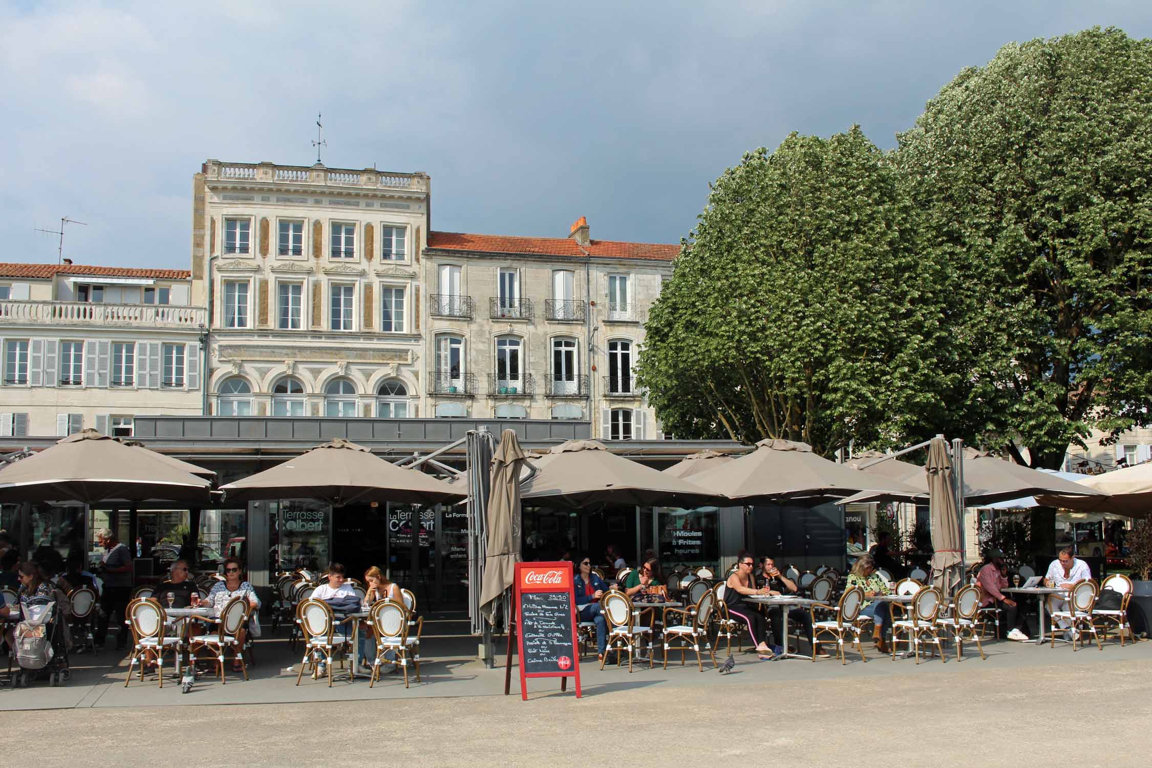 Rochefort, place Colbert