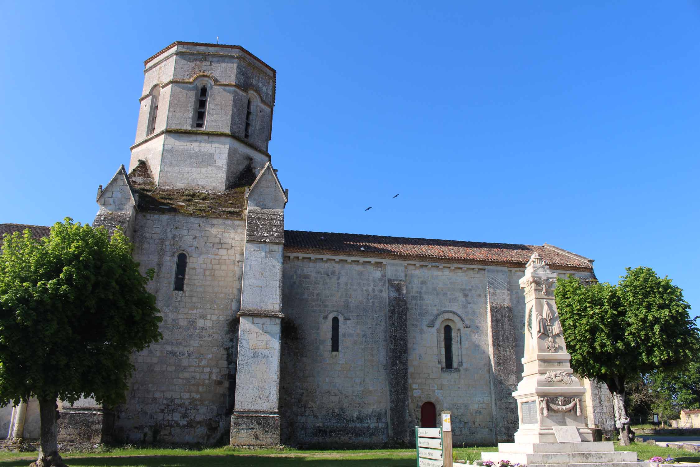 Eglise Saint-Trojan de Retaud
