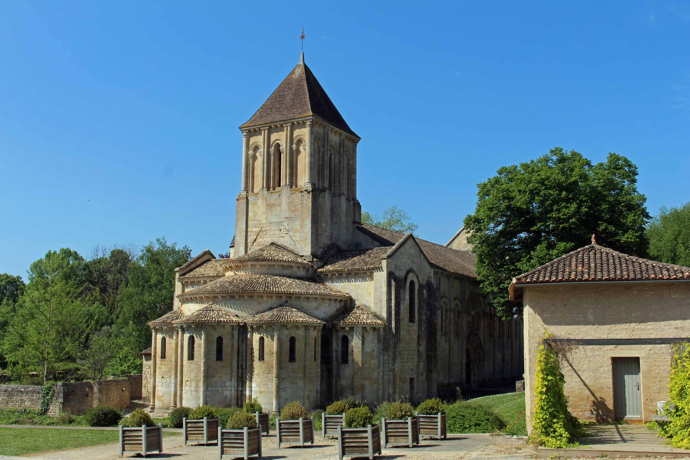 Melle, église Saint-Hilaire