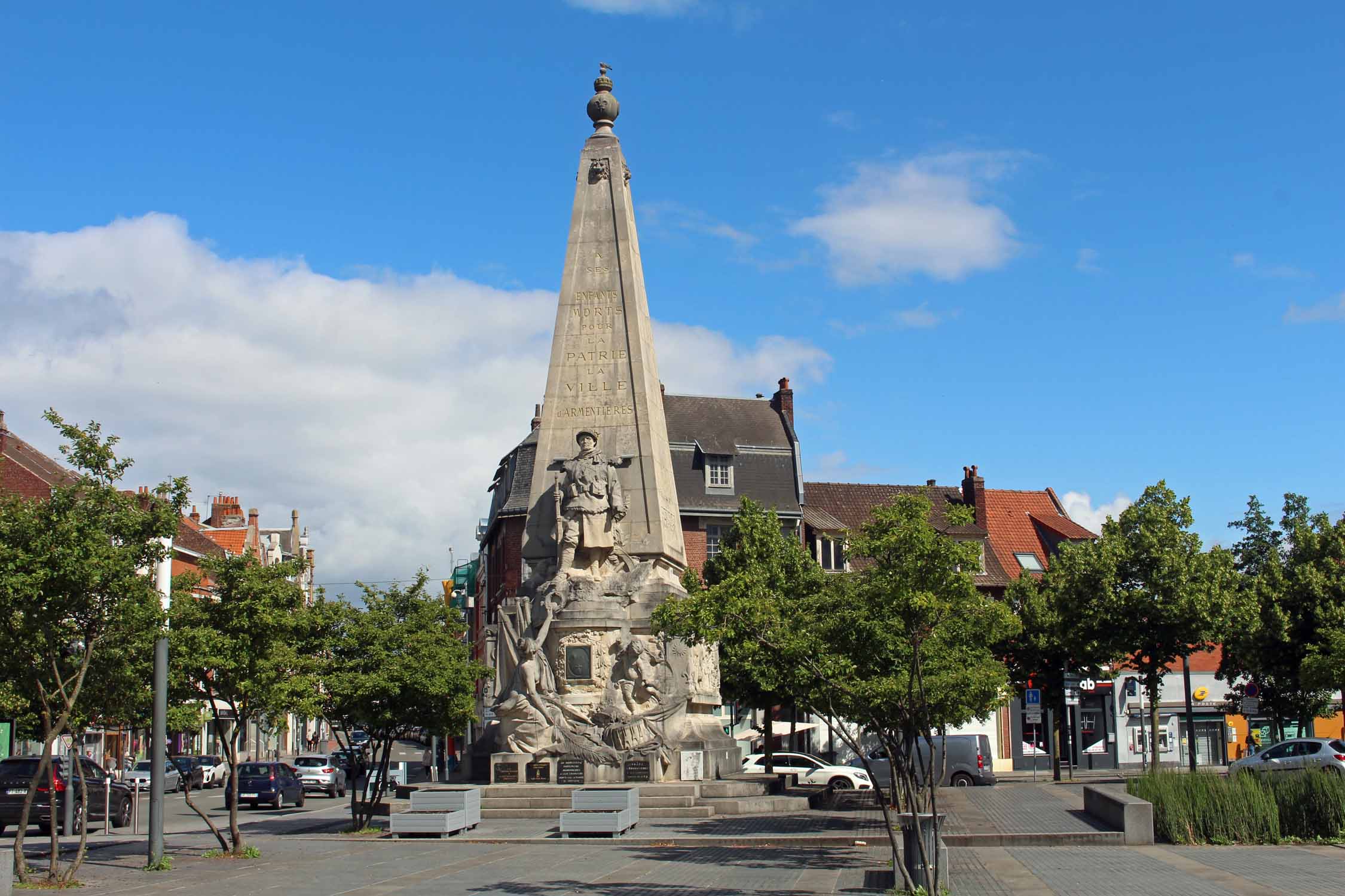 Armantières, place du Général de Gaulle