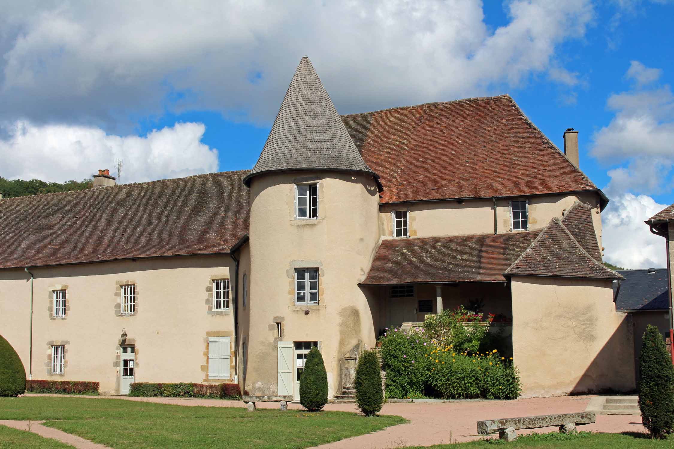 Chambon-sur-Voueize, hôtel de ville