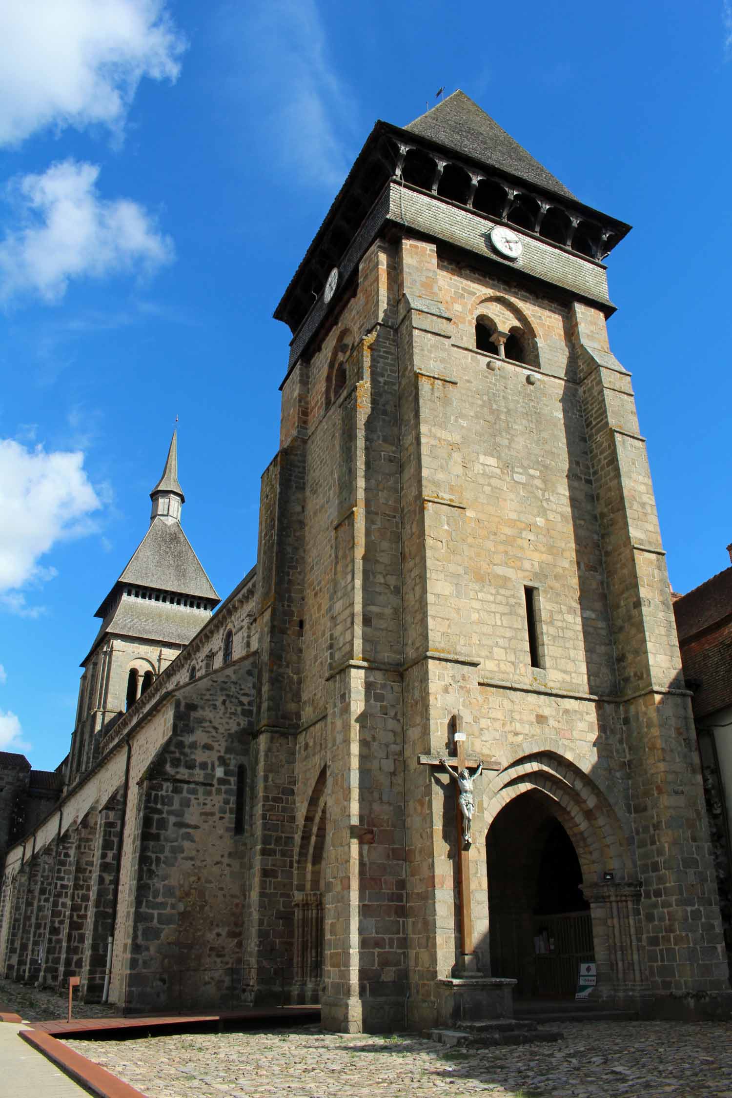 Chambon-sur-Voueize, abbatiale Sainte-Valérie