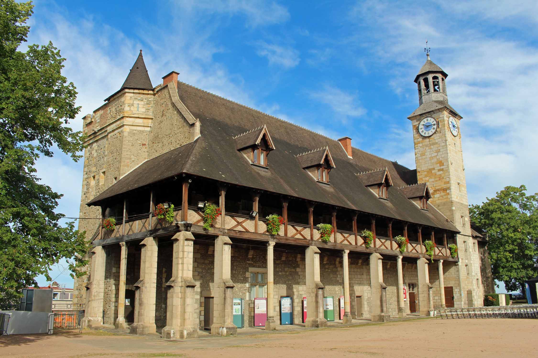 Montluçon, château des Ducs de Bourgogne