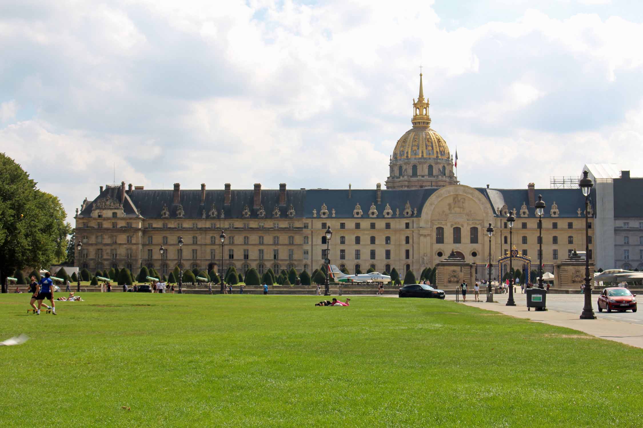 Esplanade des Invalides