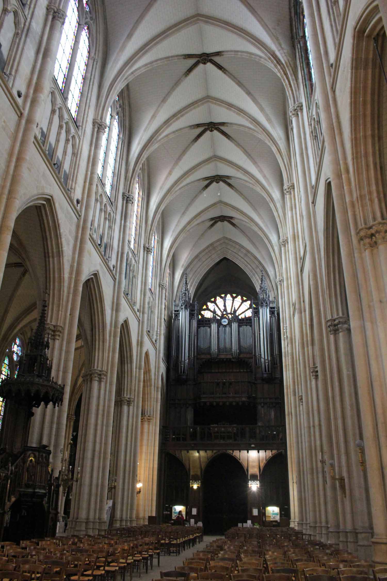 Paris, basilique Sainte-Clotilde, intérieur