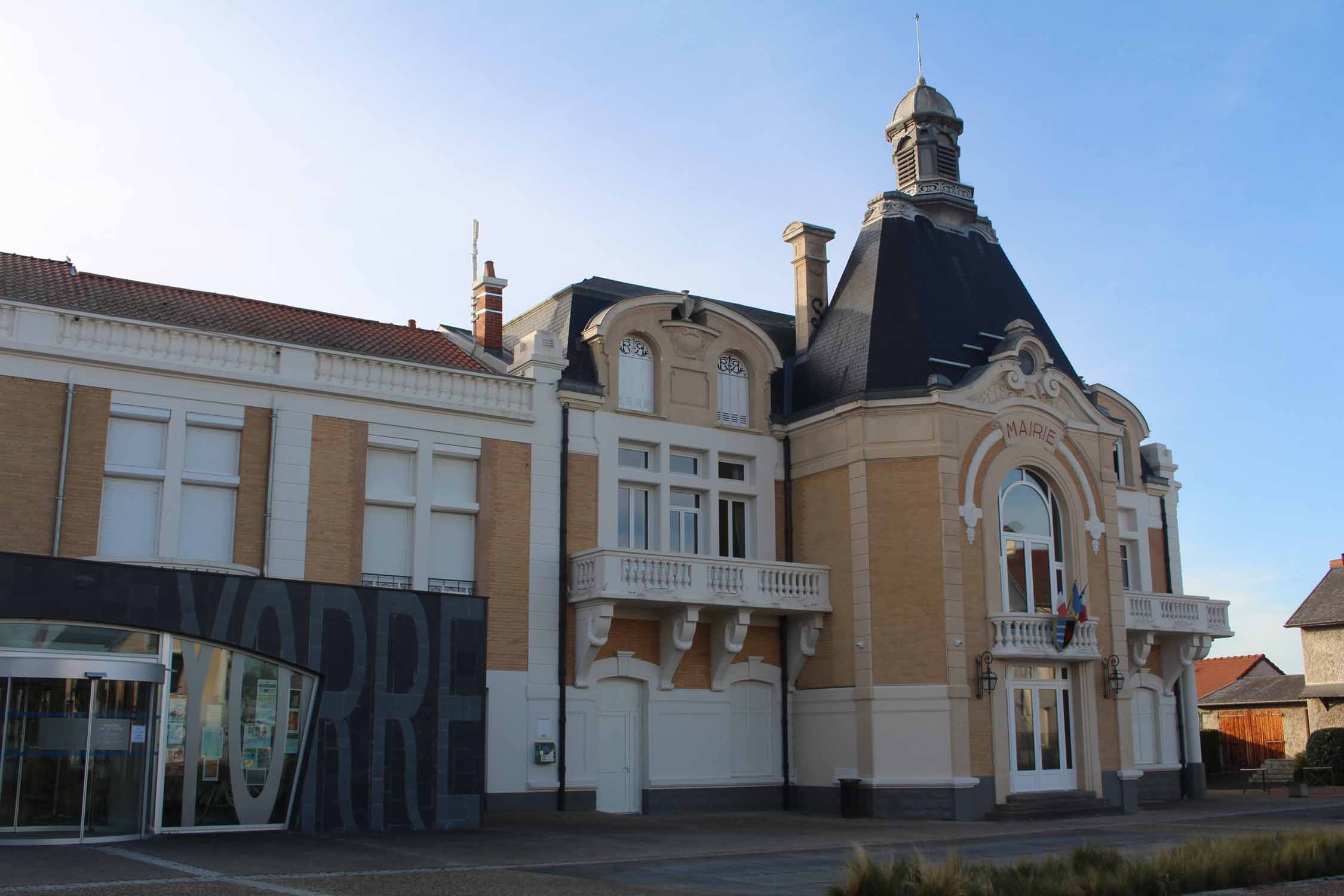 Saint-Yorre, hôtel de ville