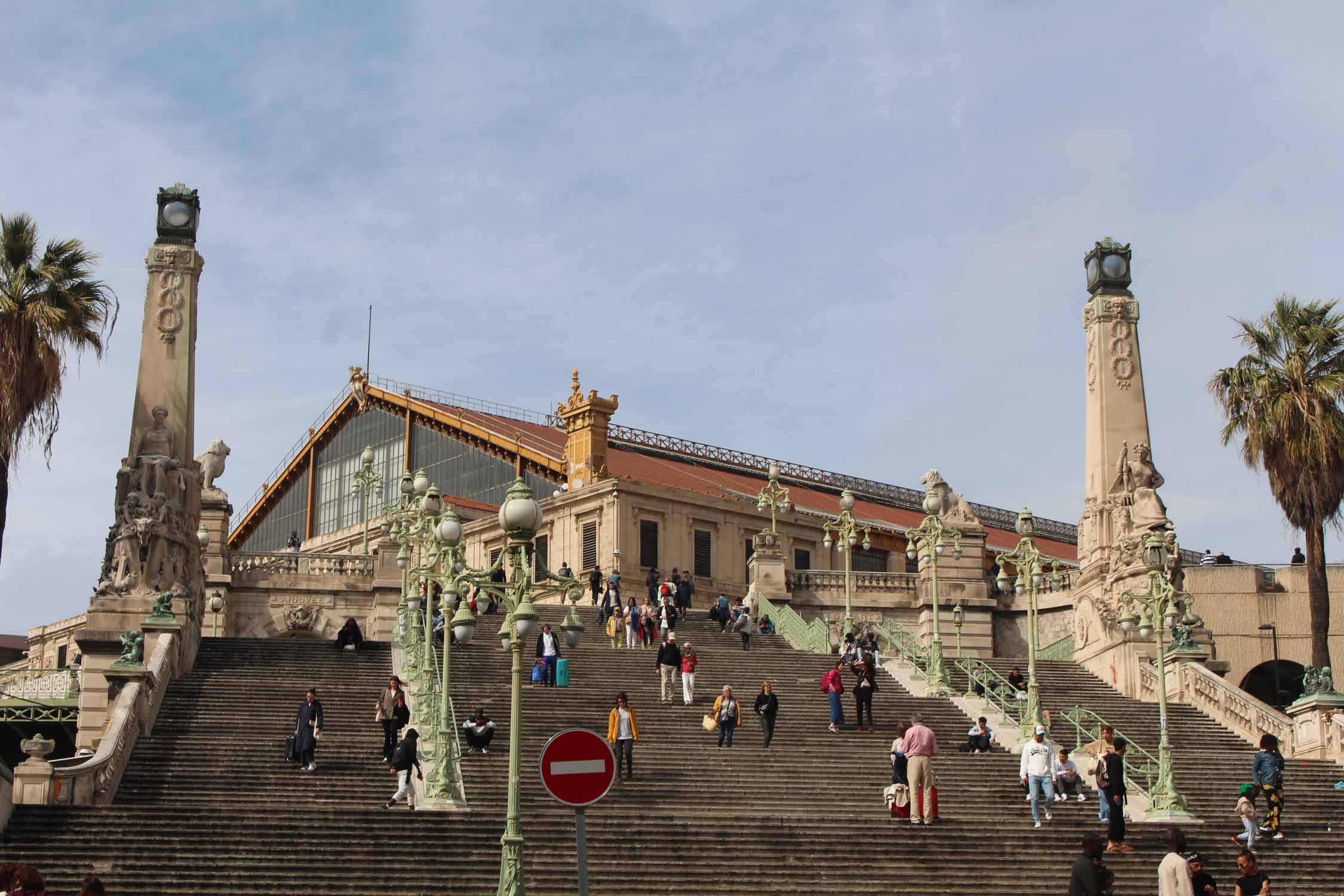 Marseille, gare Saint-Charles, escaliers