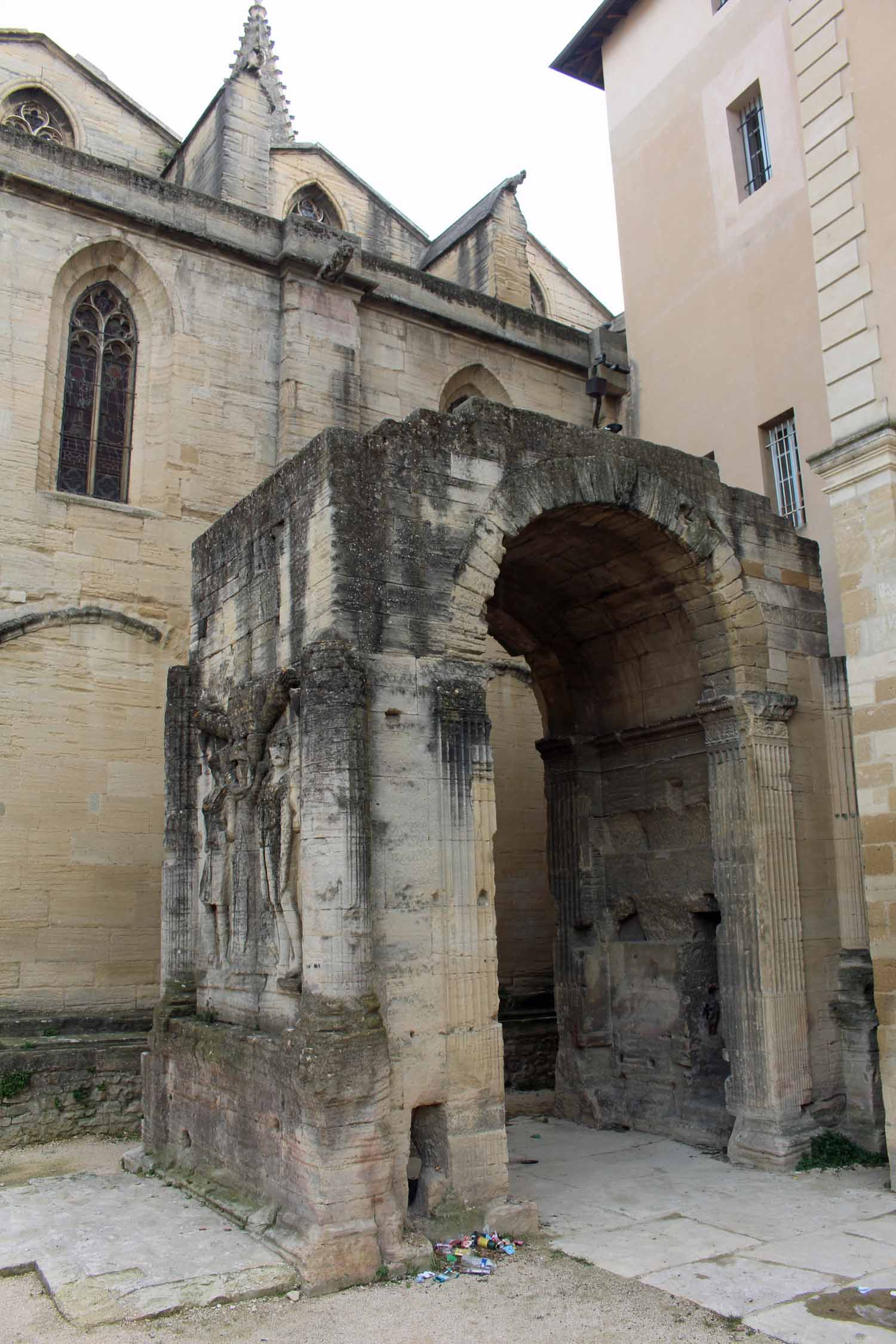 Carpentras, arc de triomphe romain