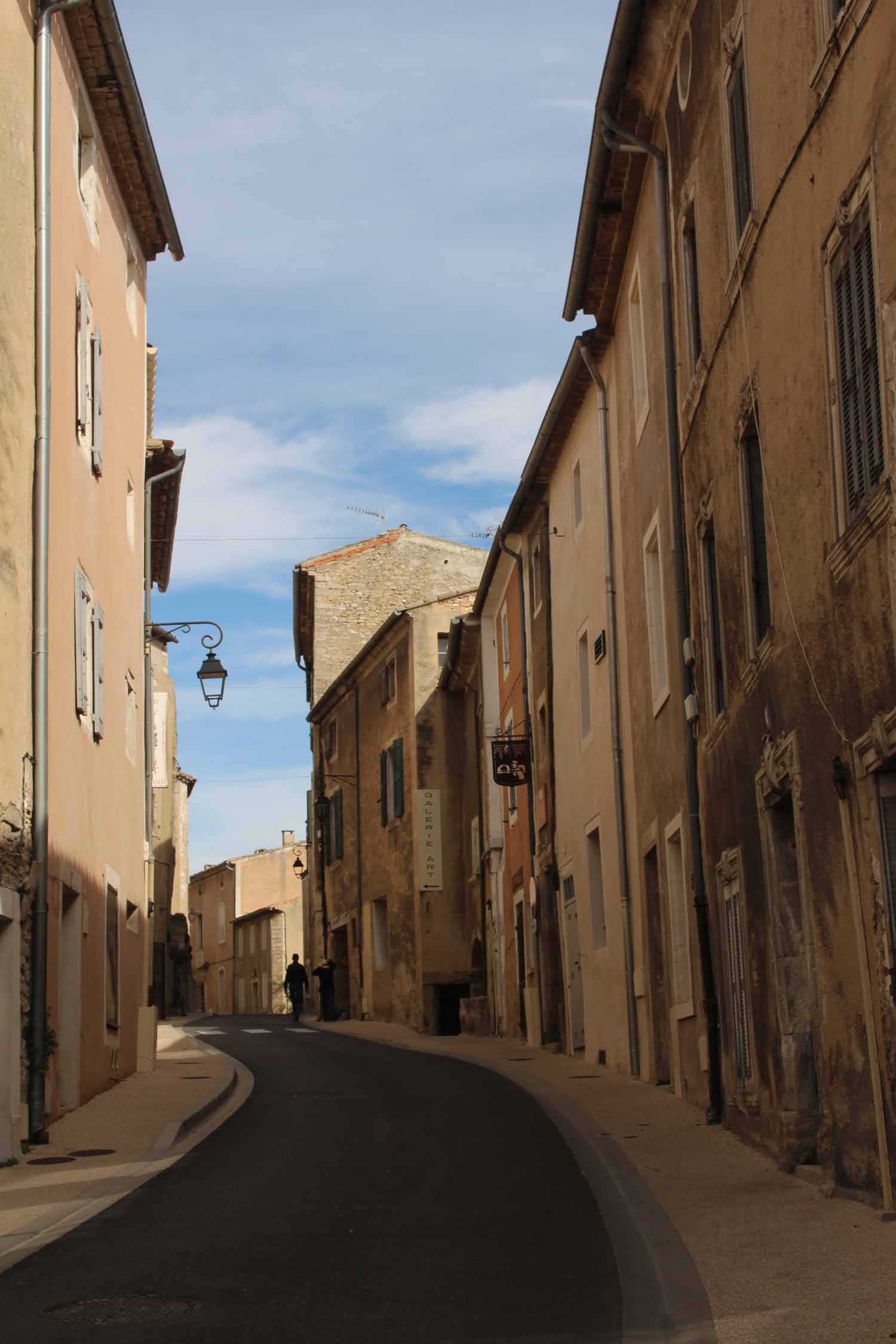 Bonnieux, ruelle typique